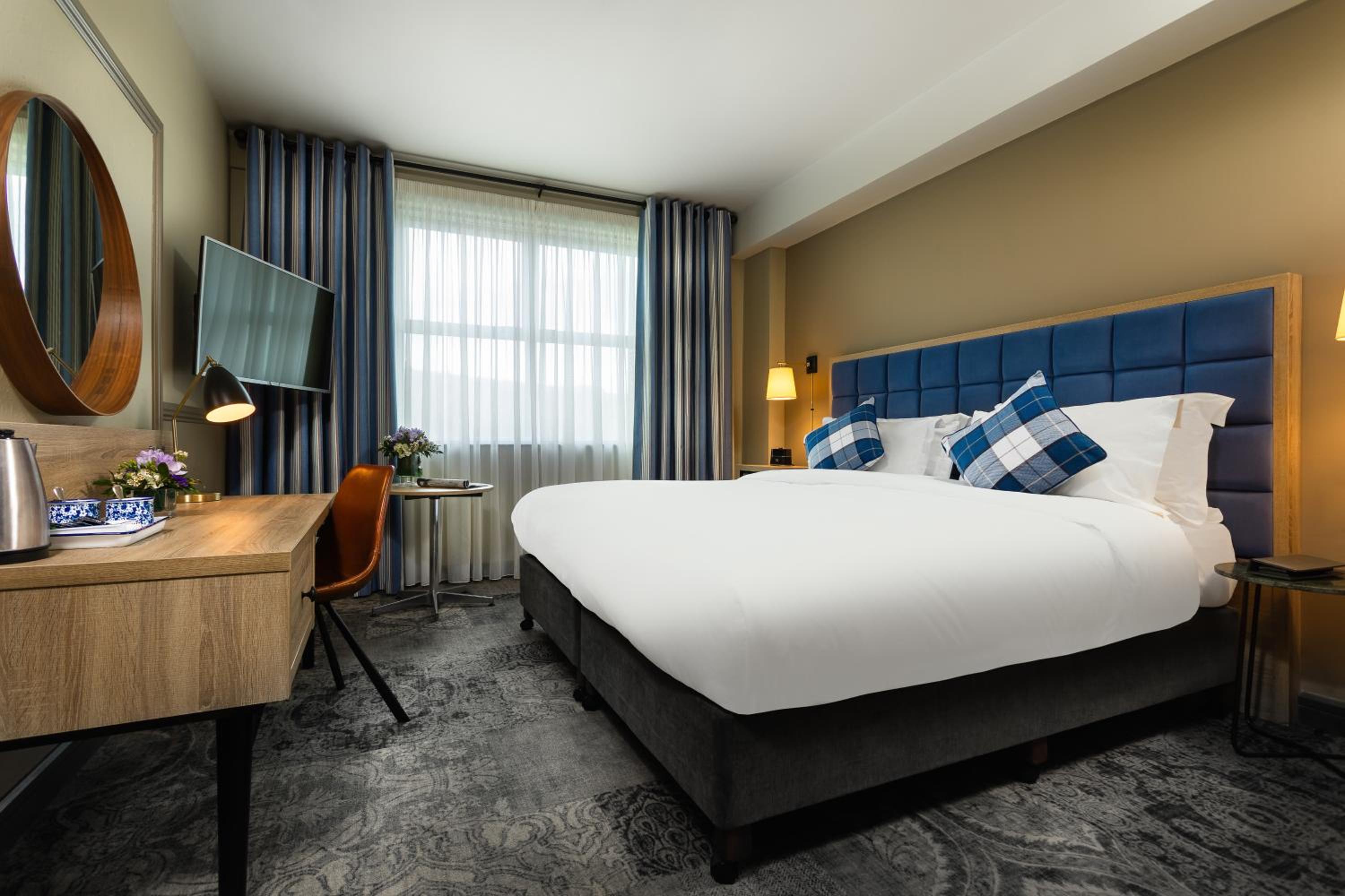 Available room