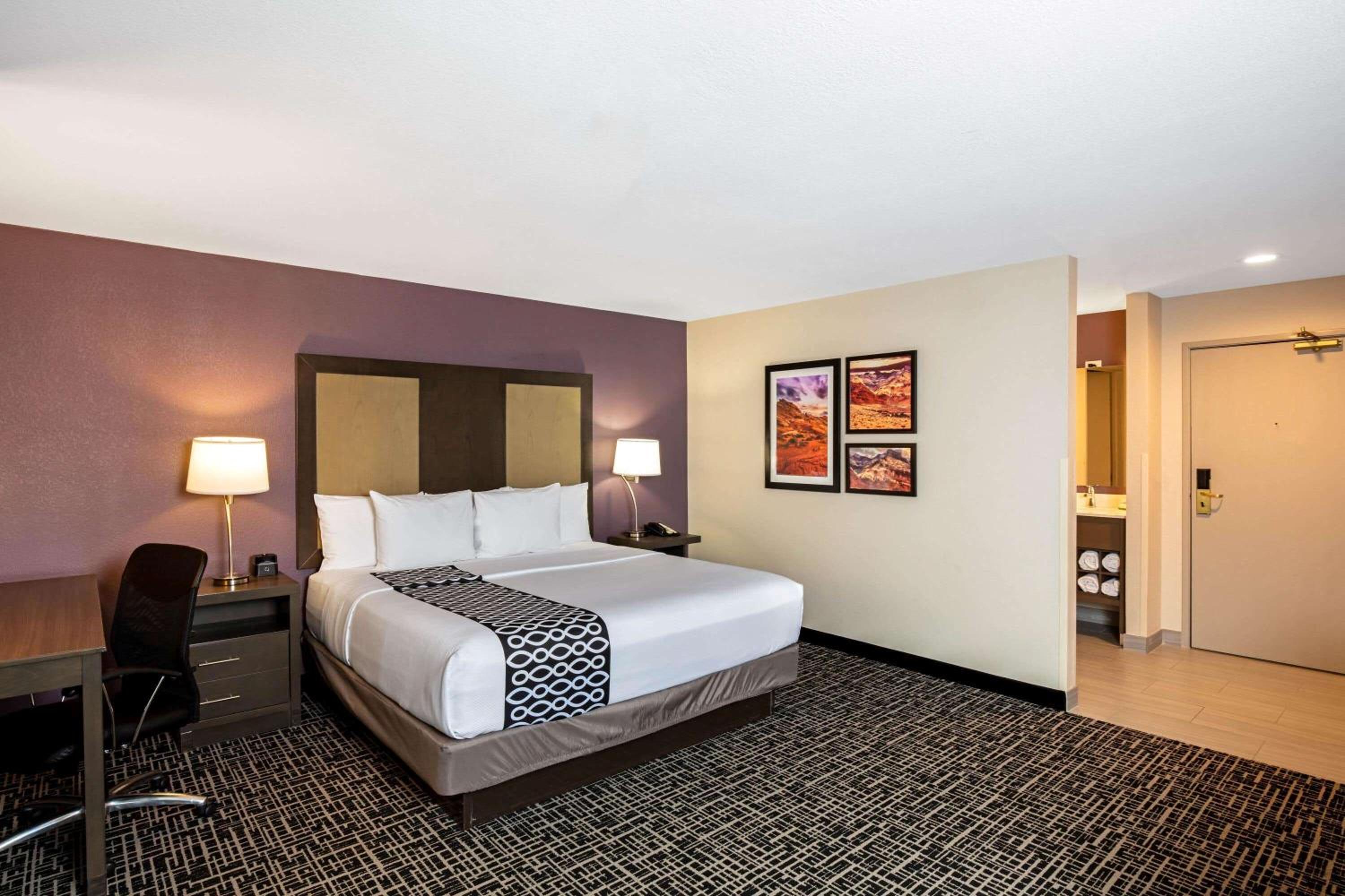 King Room - Disability Access - Photo 1