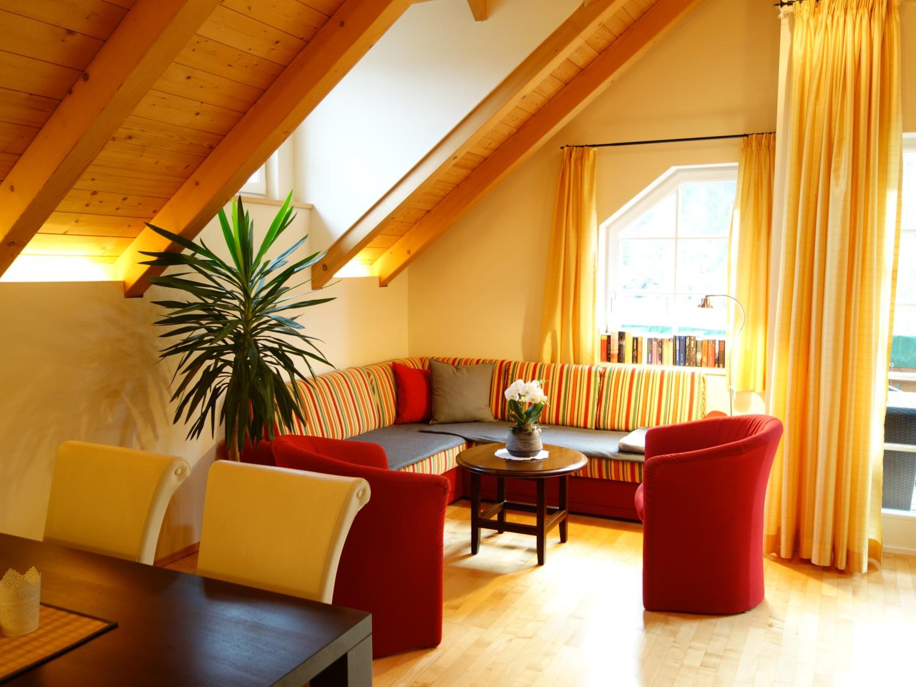 One-Bedroom Apartment with Balcony - Wolfgangsee 1