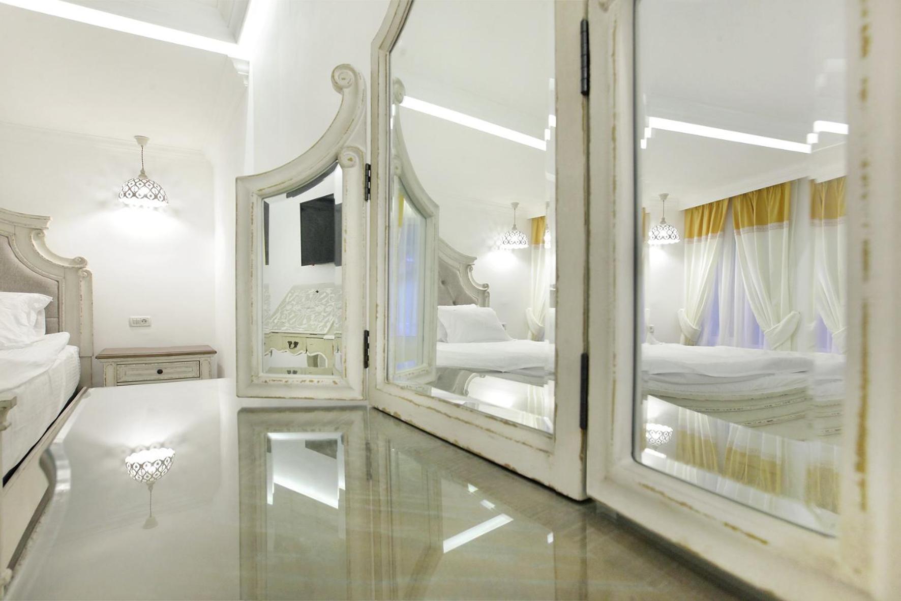 Superior Double Room - Photo 9