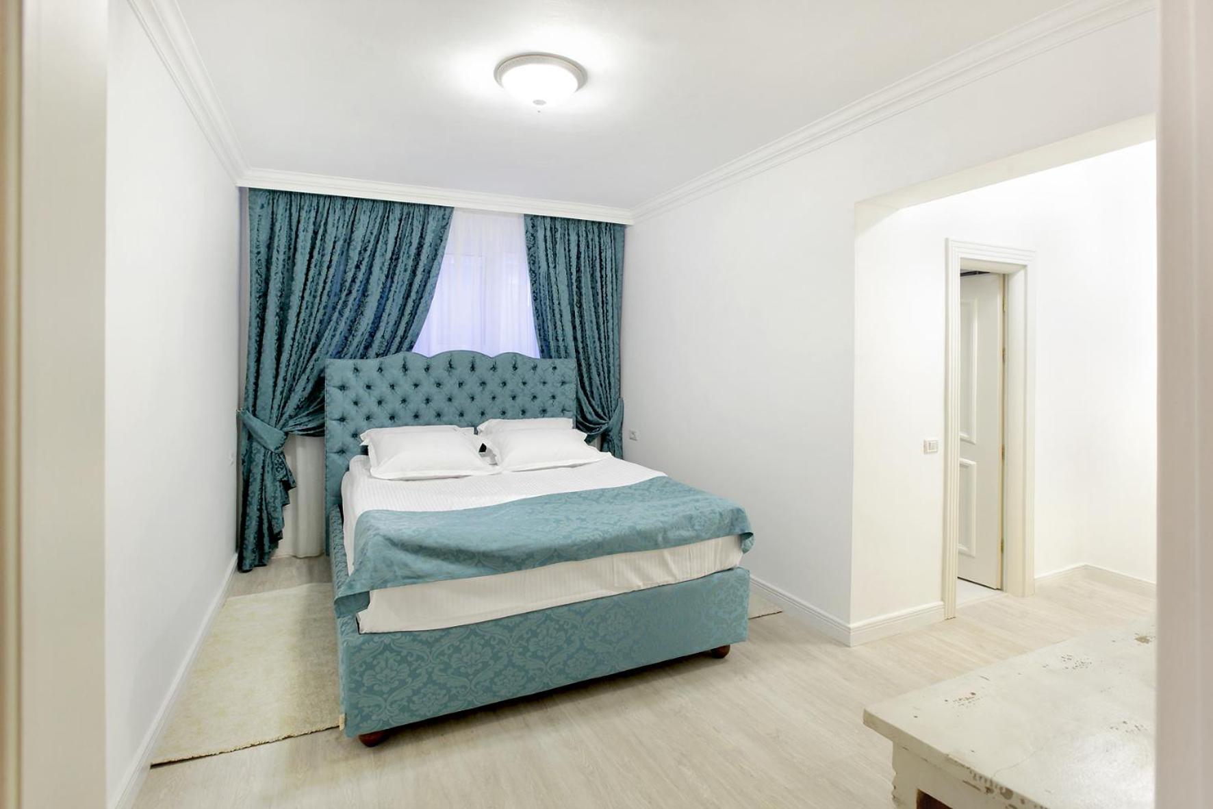 Standard Double Room - Photo 11