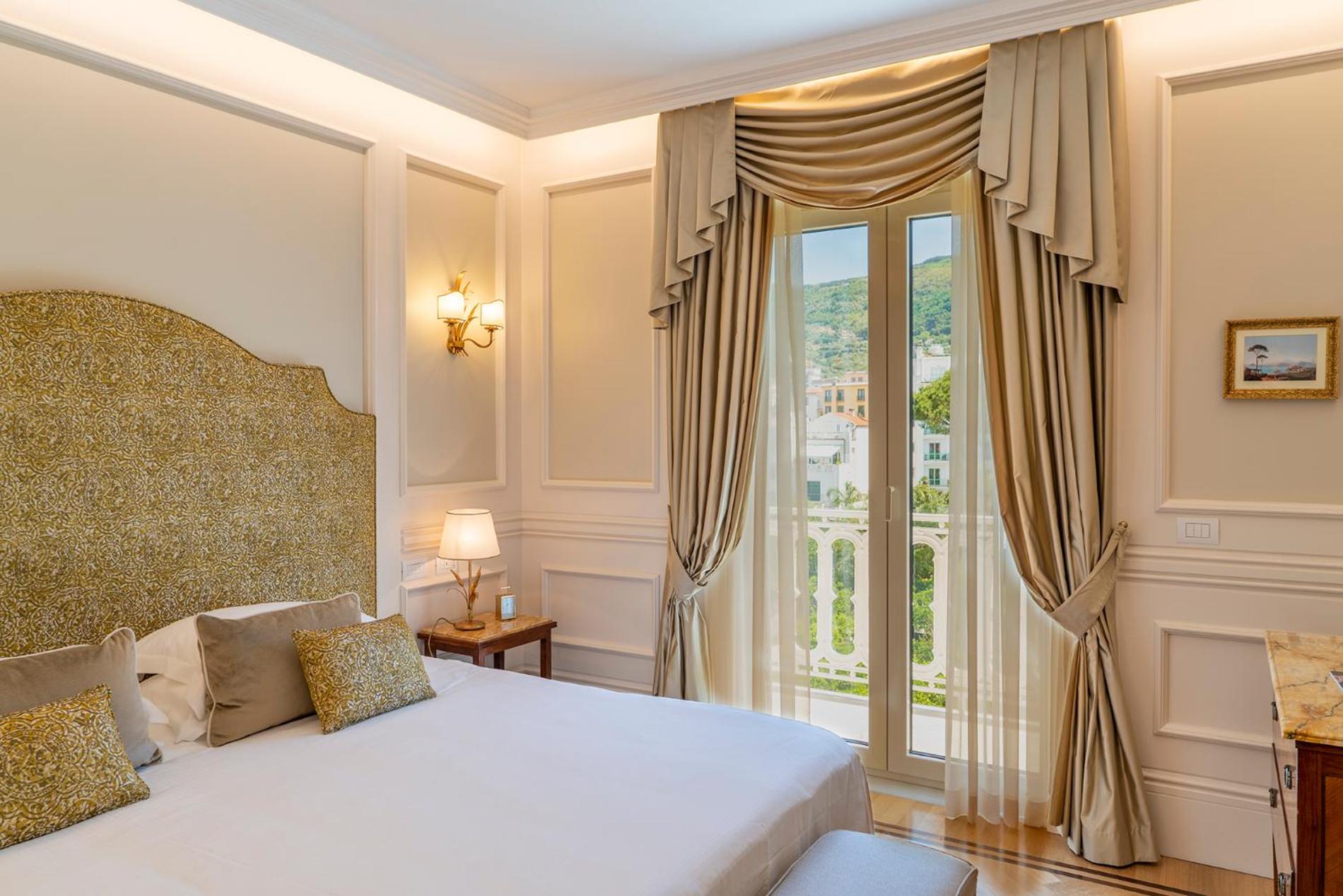 Junior Suite with Garden View - Photo 1