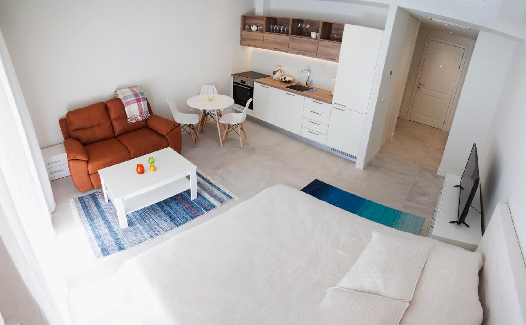 Studio Apartment