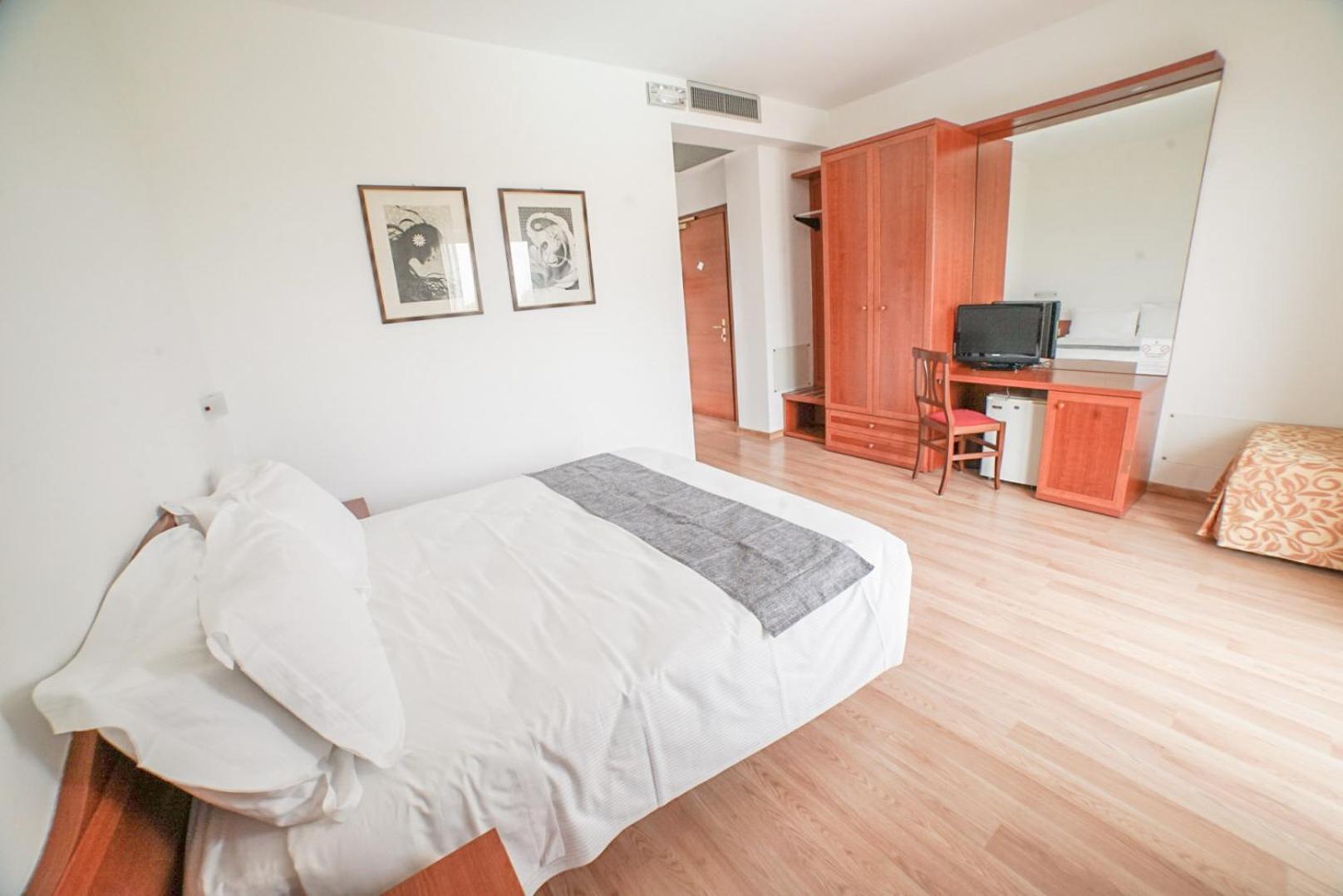 Superior Double Room photo 2