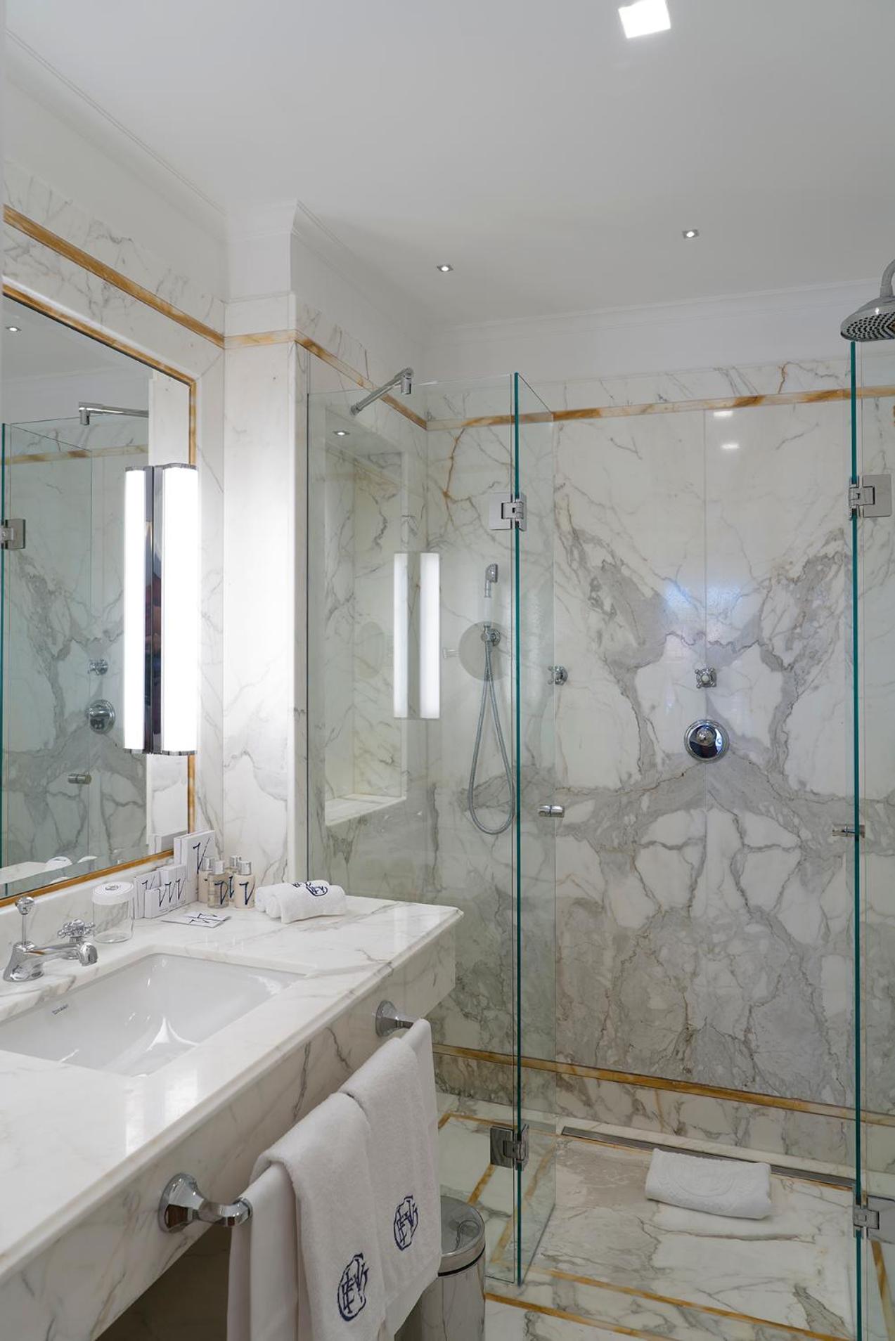 Superior Double or Twin Room with Sea View - Photo 3