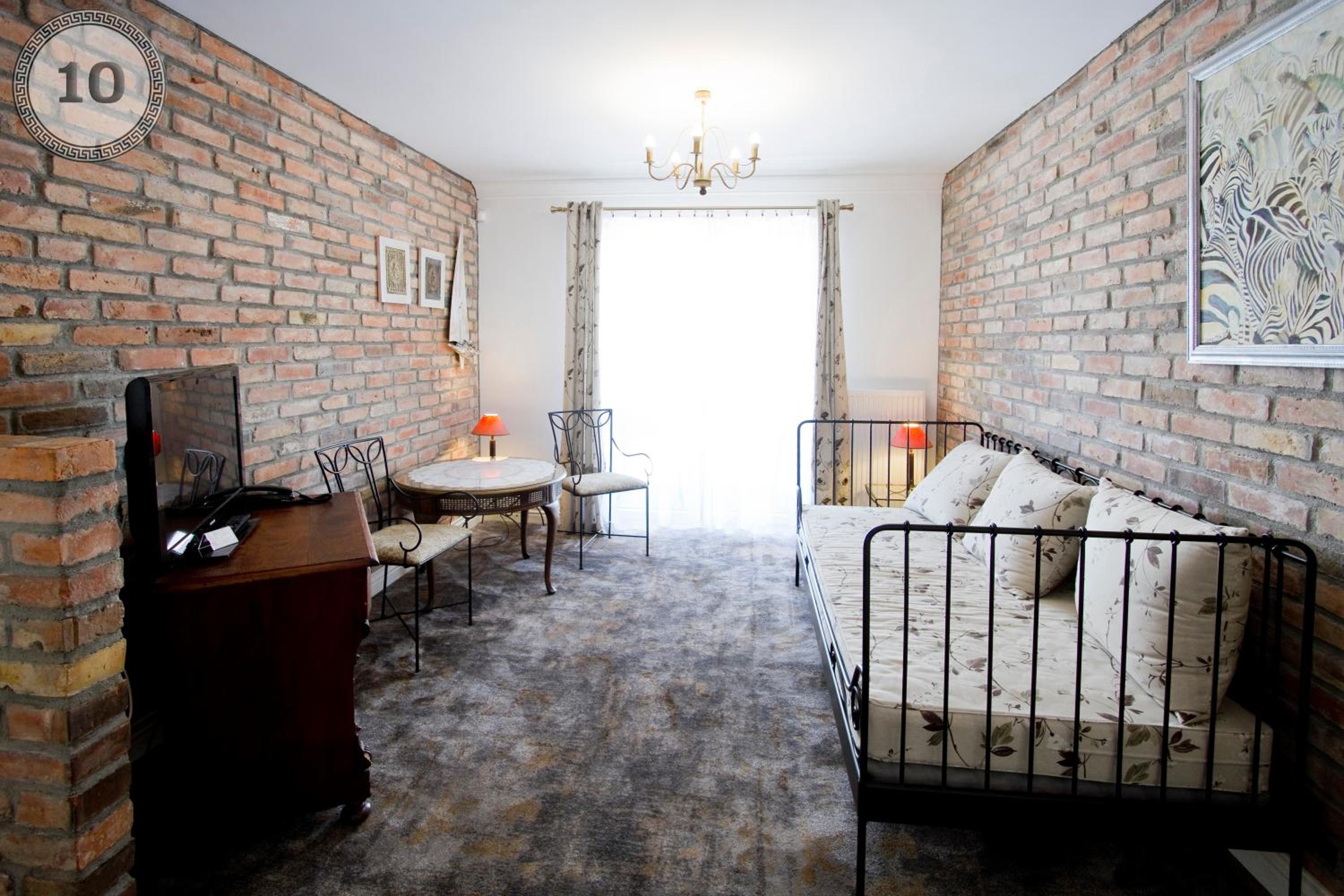 Two-Bedroom Suite