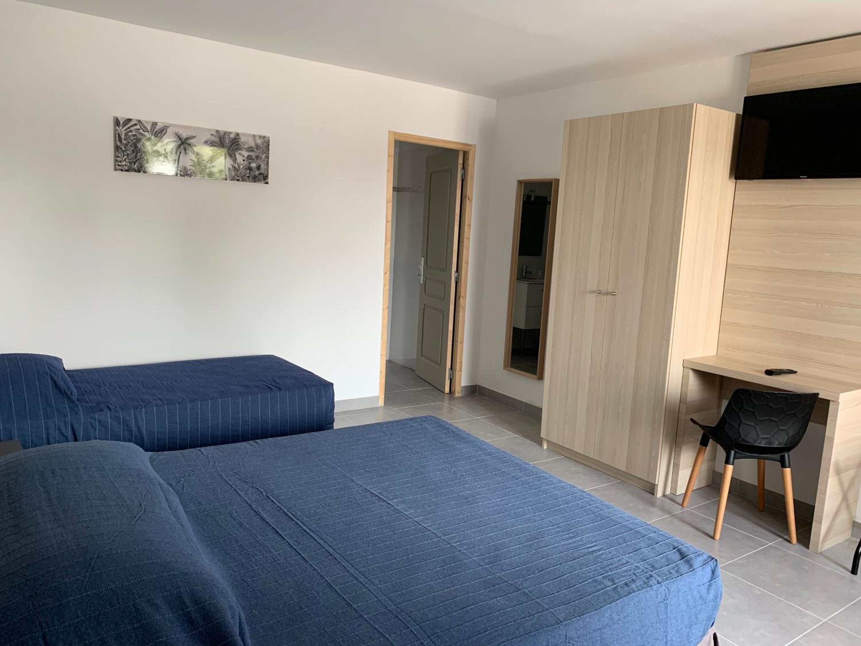 Triple Room with Terrace photo 1