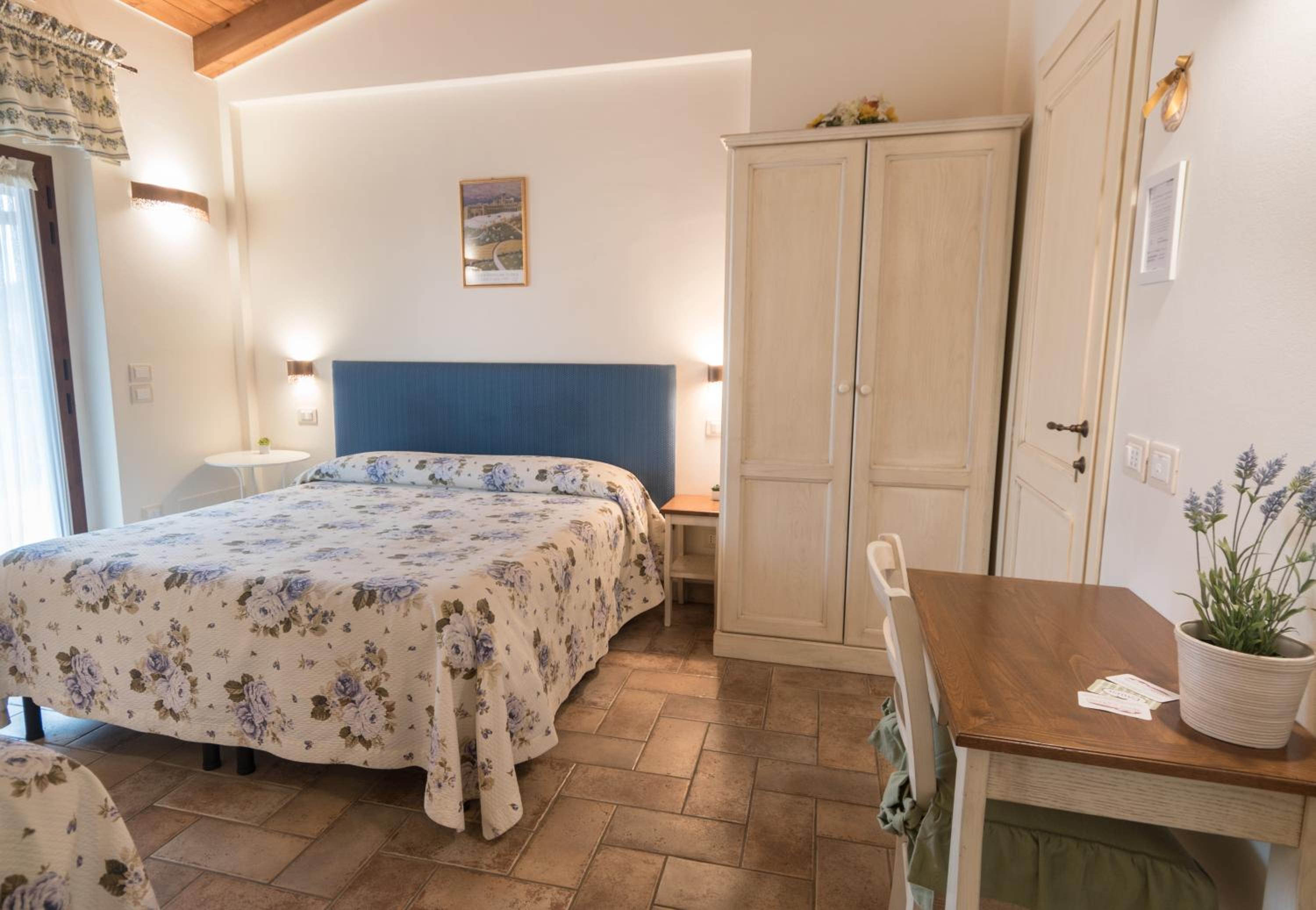 Triple Room - Photo 4