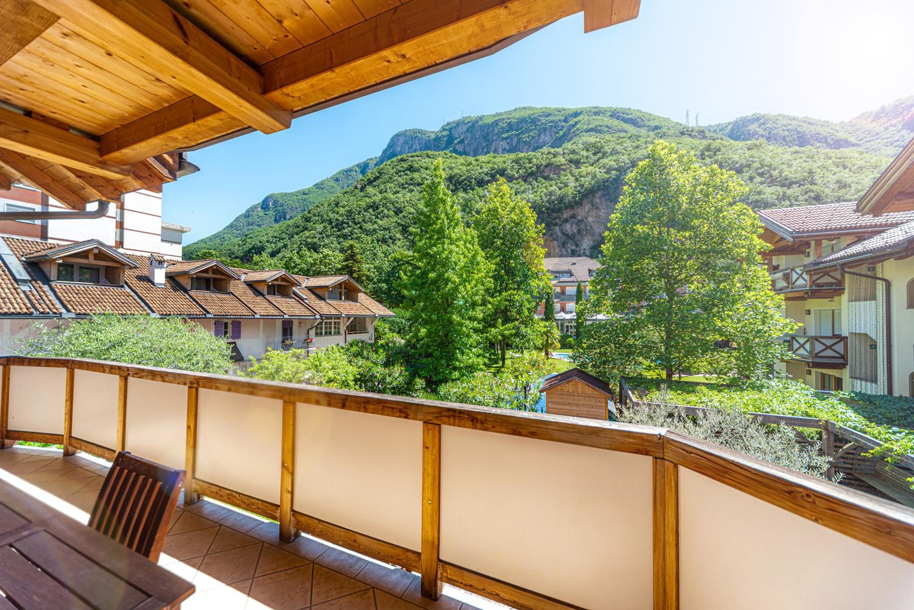 Suite with Balcony single use