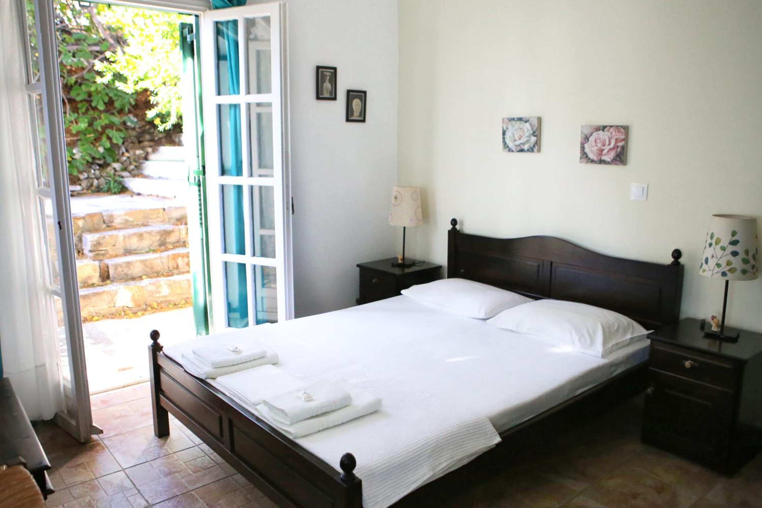 Studio with Terrace photo 1