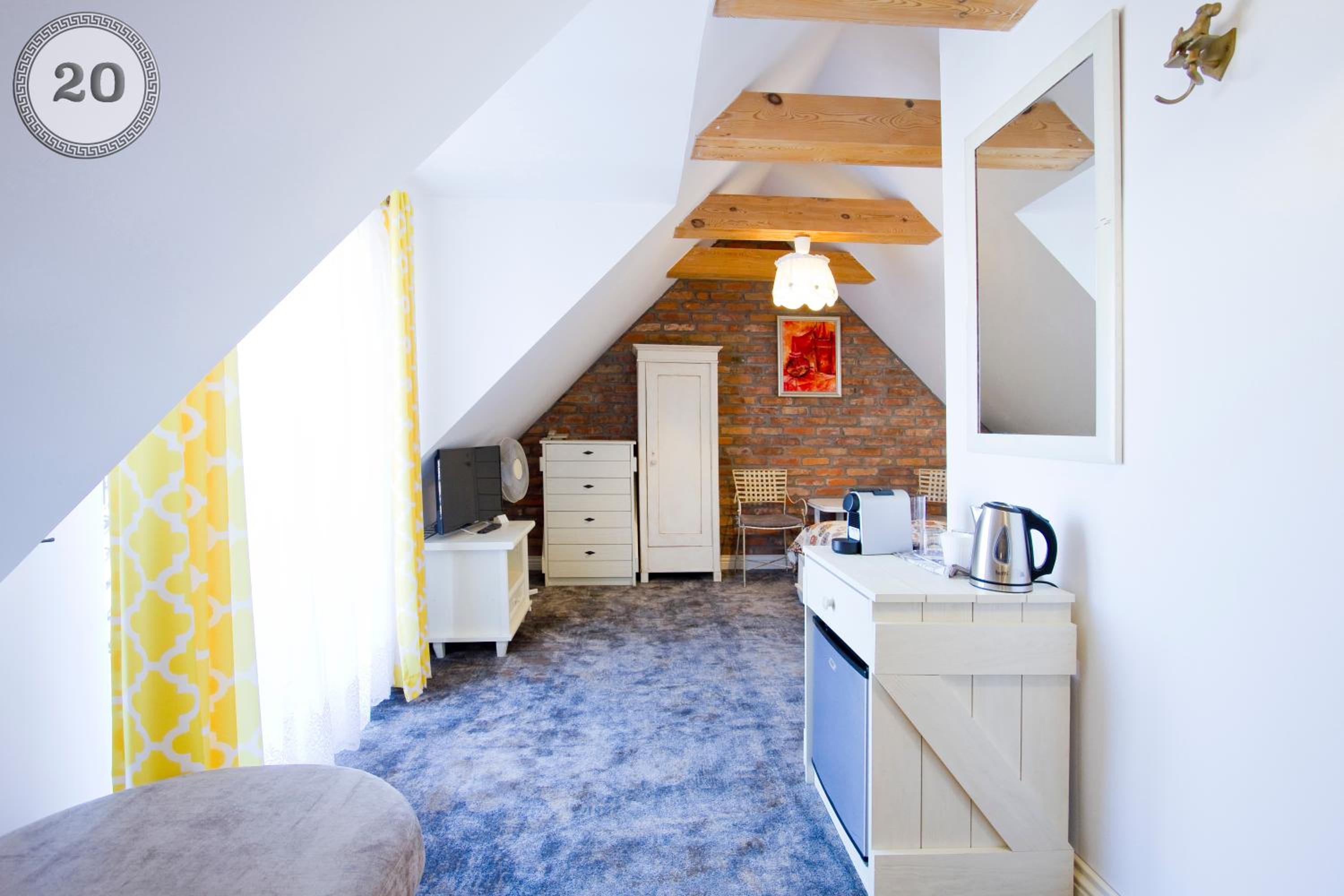King Room With Balcony