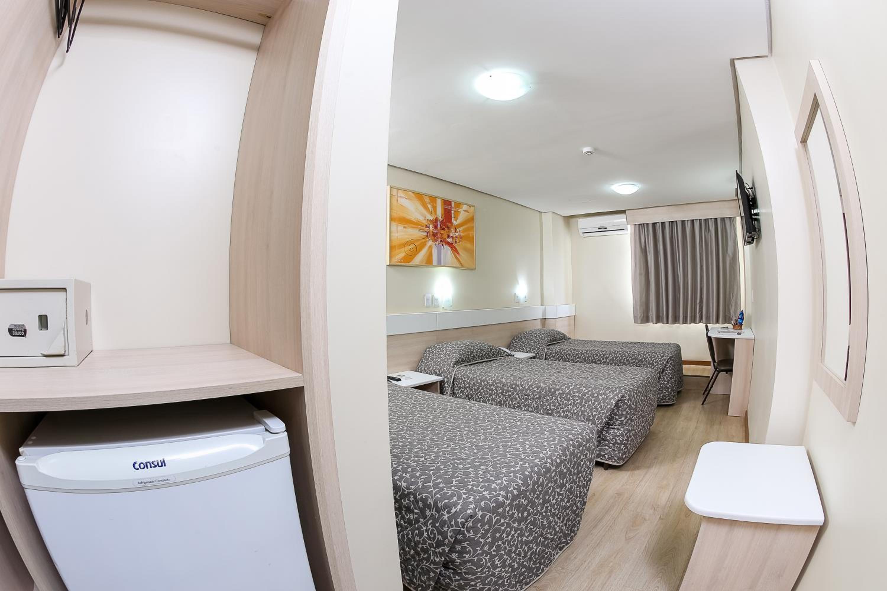 Standard Triple Room photo 2