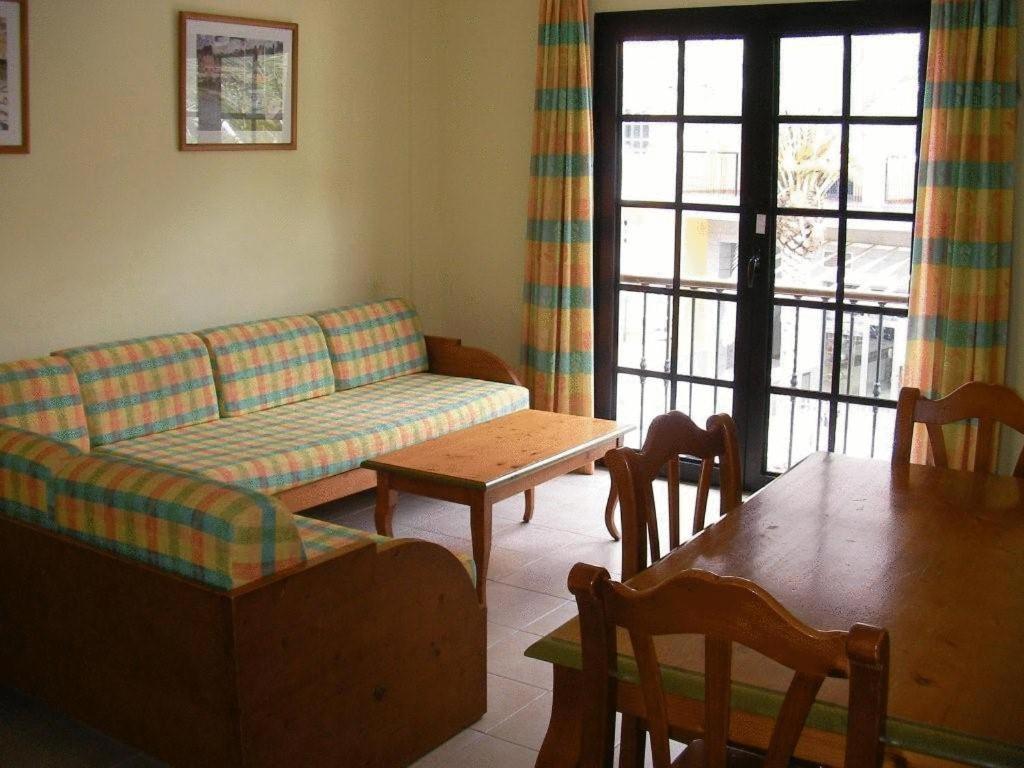 Apartamento de dos habitaciones (4 adultos + 1 niño)