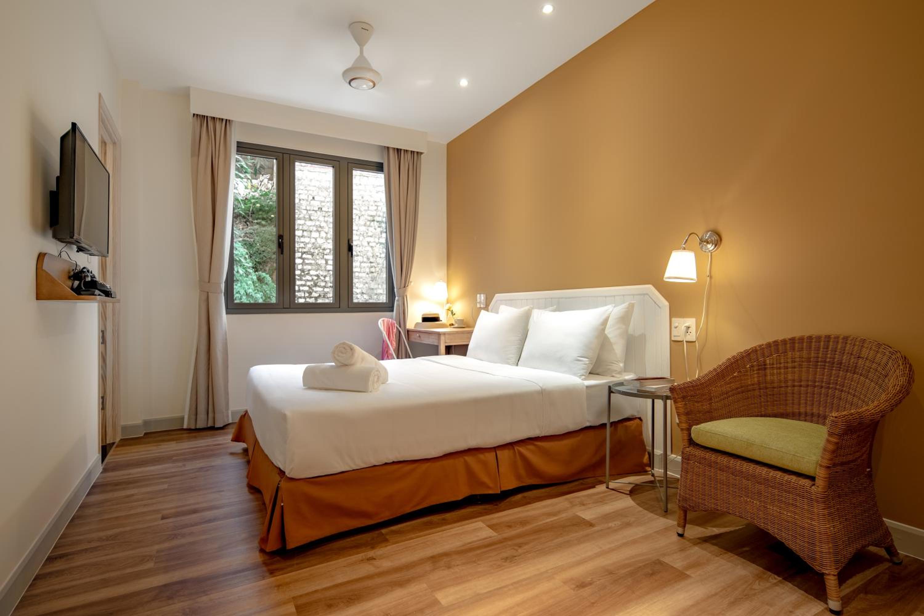 Standard Queen Room photo 1