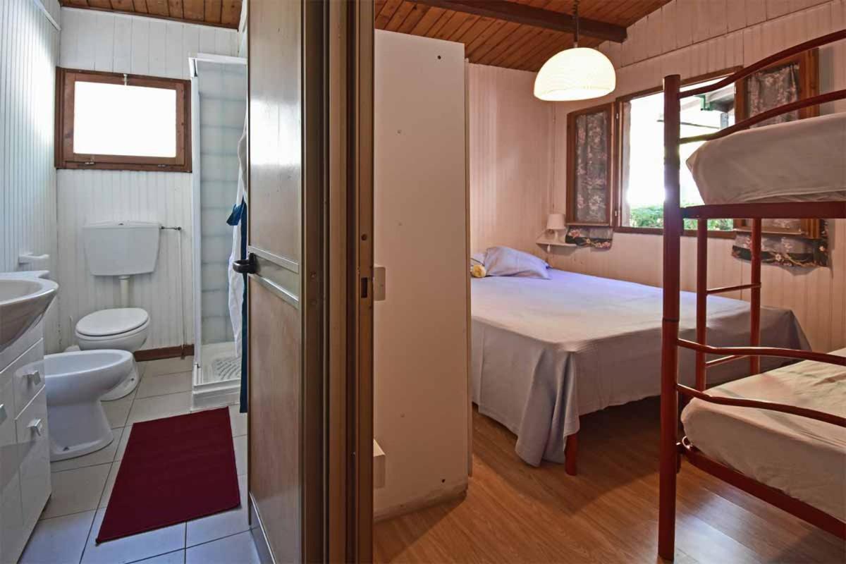 Two-Bedroom Bungalow photo 1