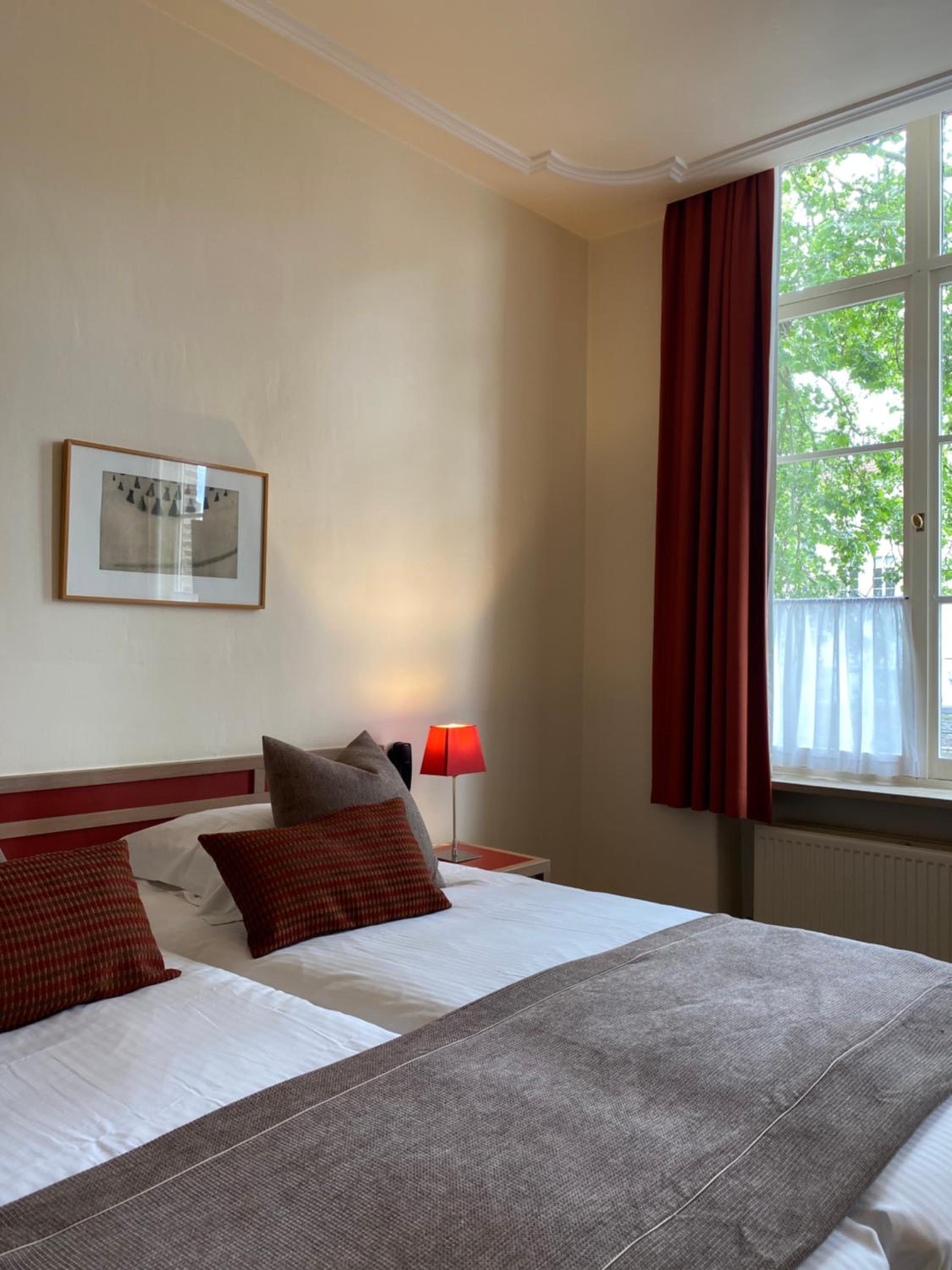 Superior Double or Twin Room with Canal View photo 2