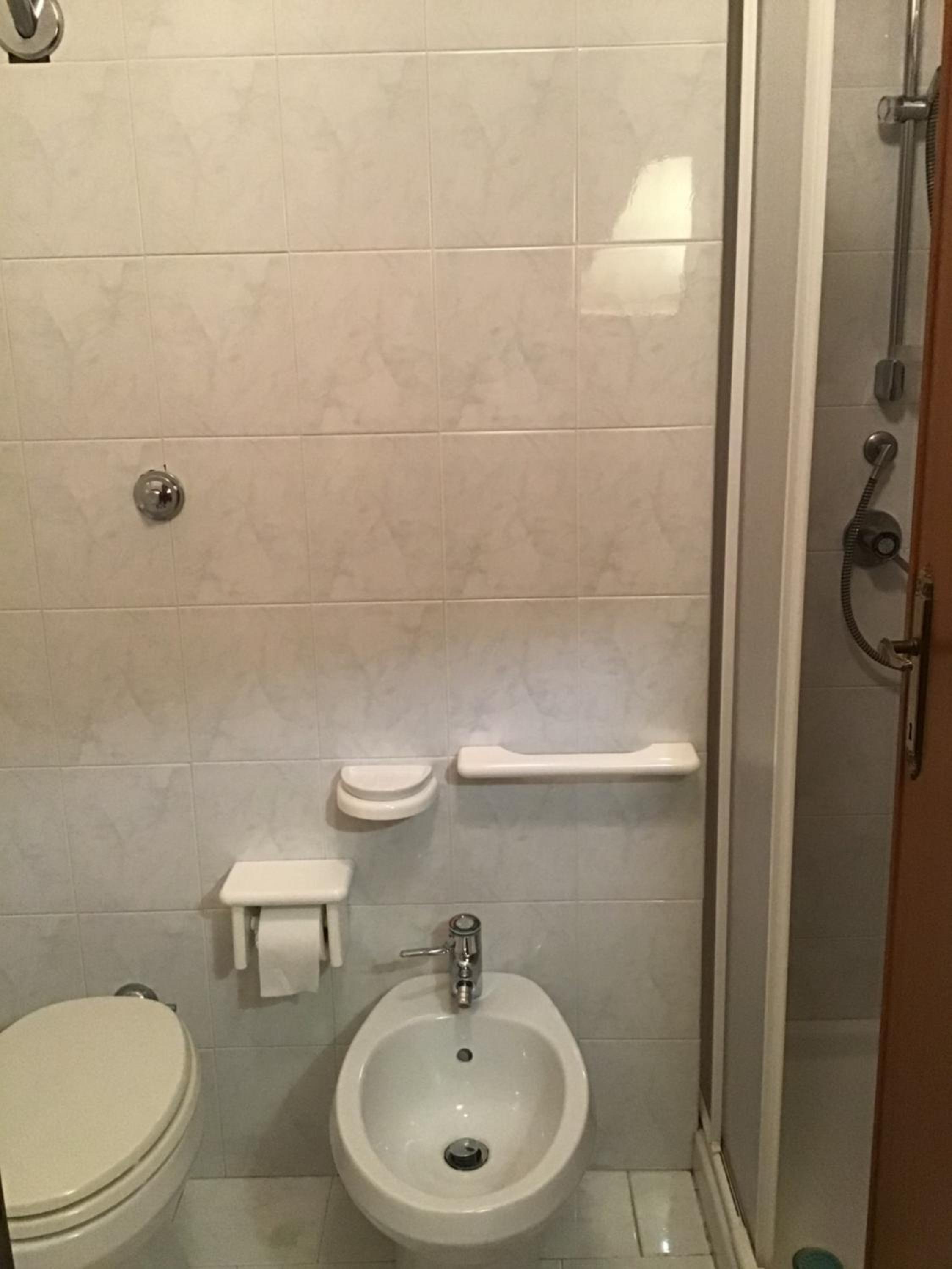 Quadruple Room - Photo 7