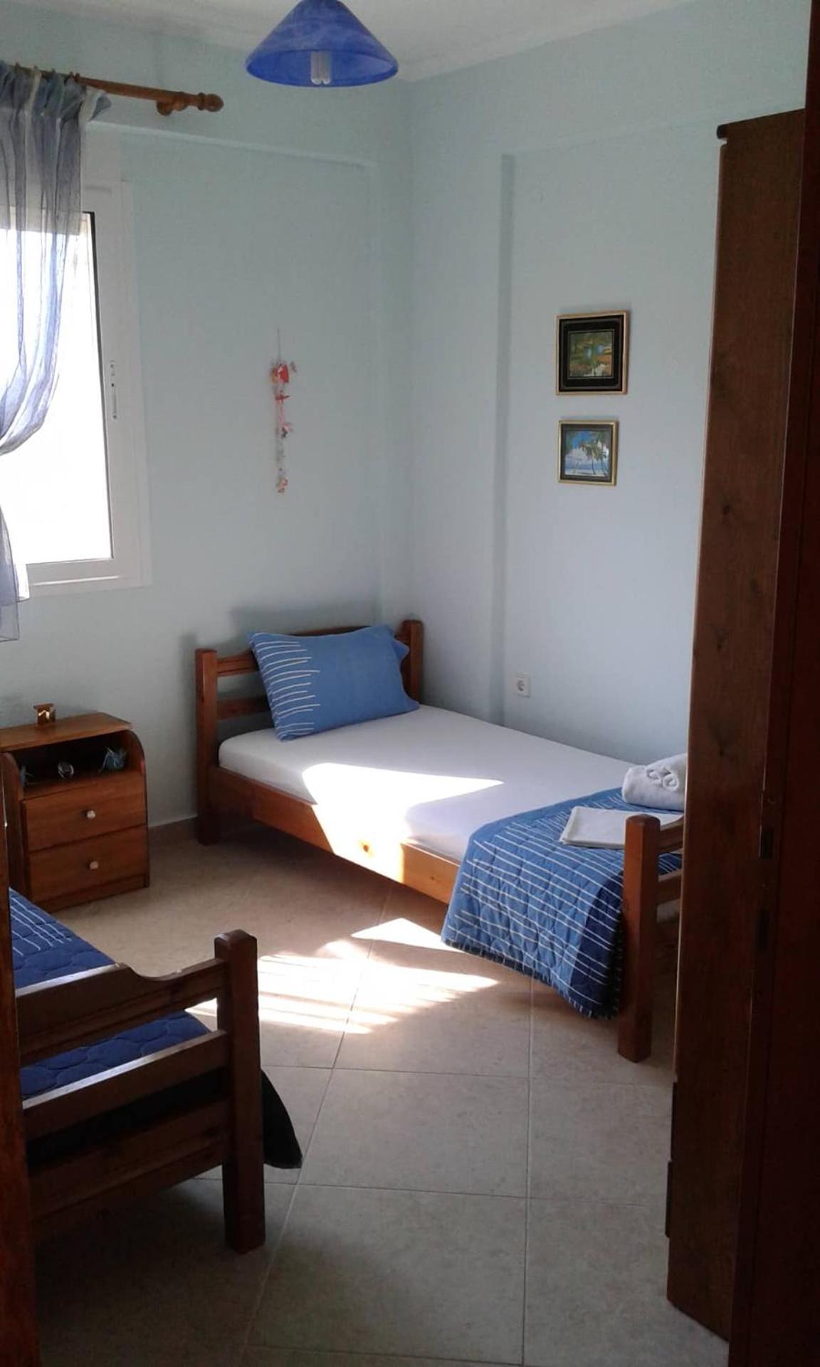 Two-Bedroom House photo 2