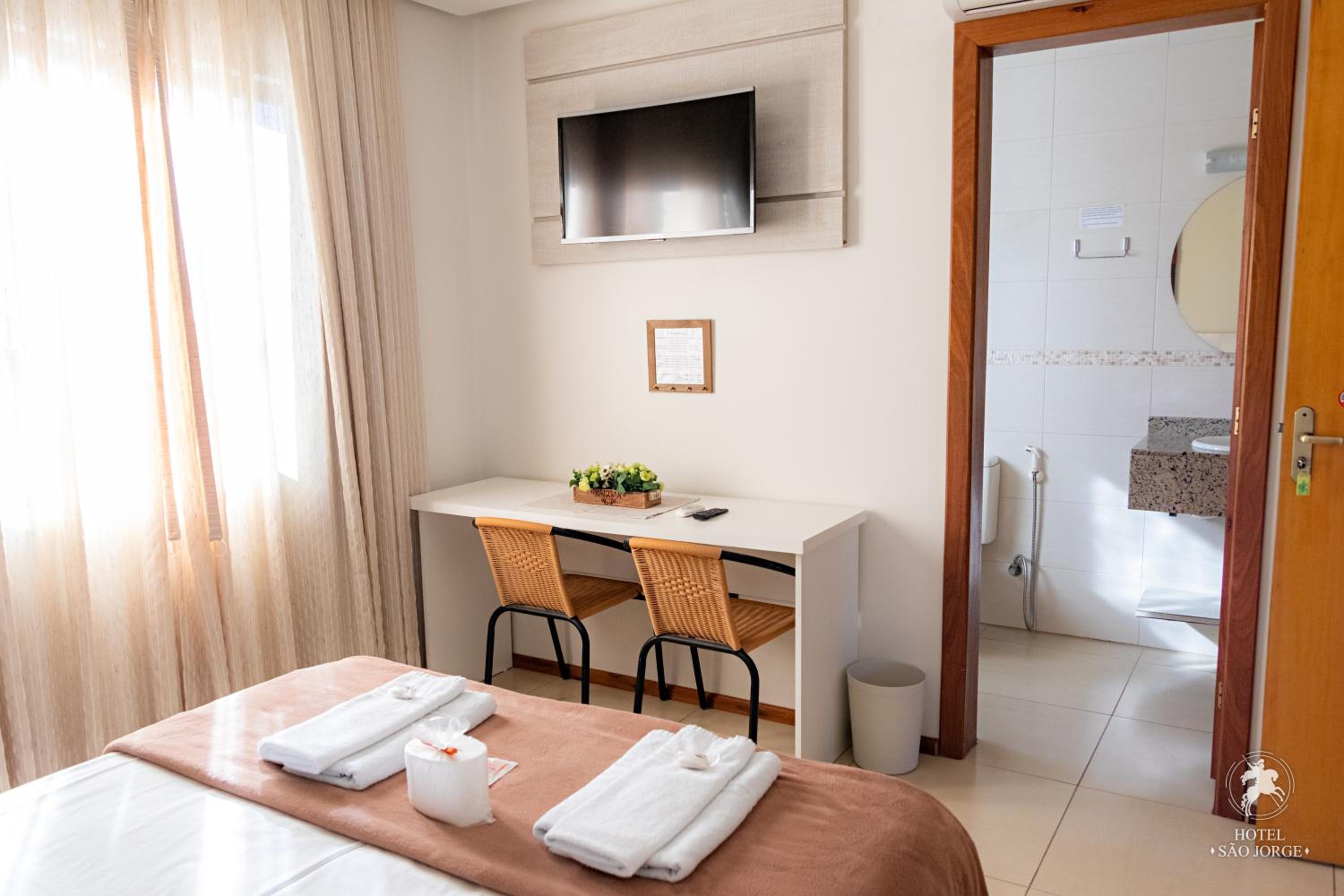 Deluxe Single Room photo 3