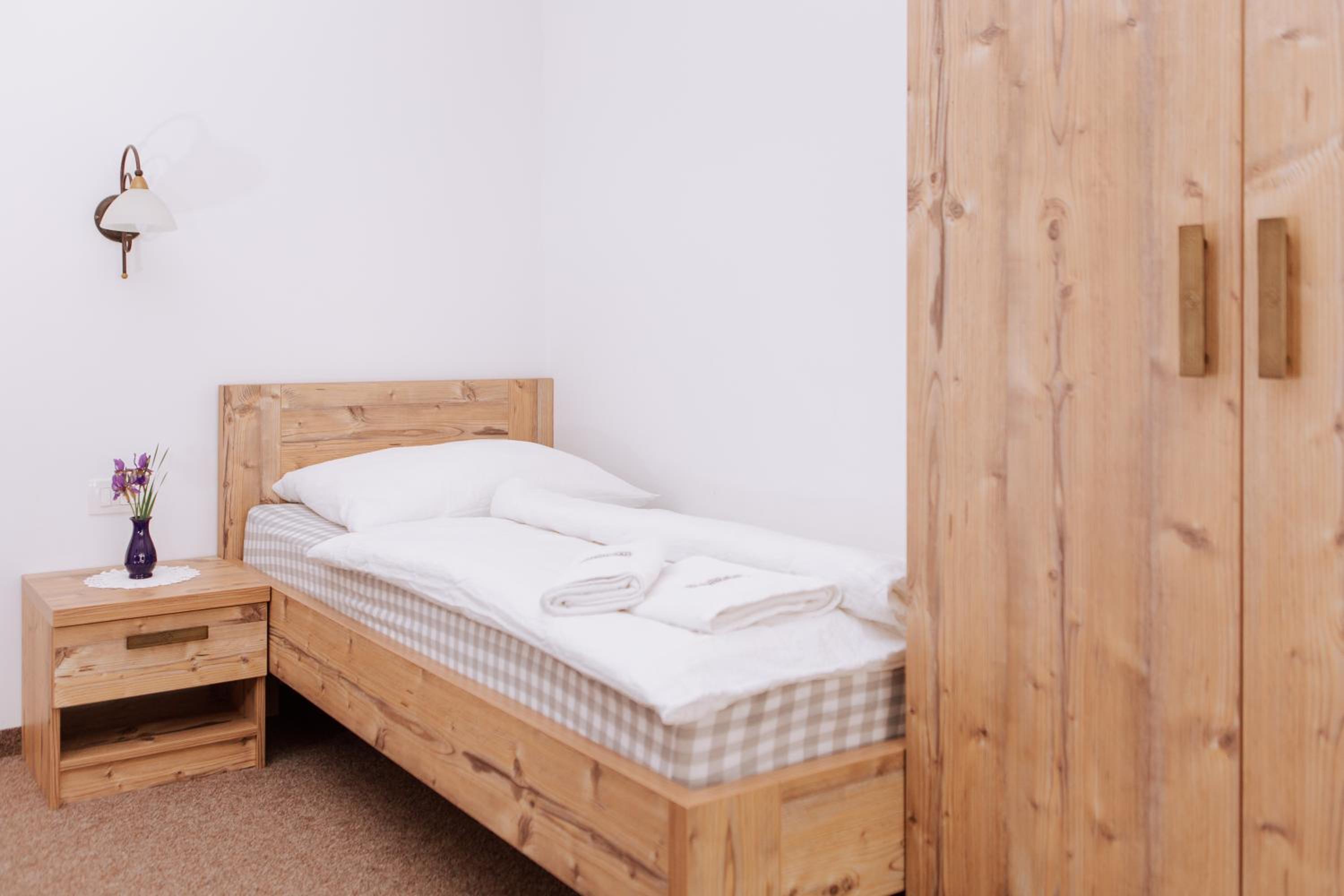 Twin Room with Terrace - Photo 3