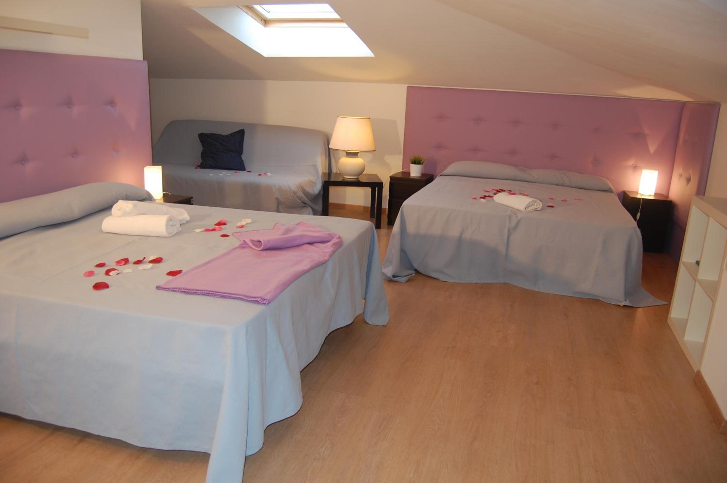 Quadruple Room - Attic - Photo 2