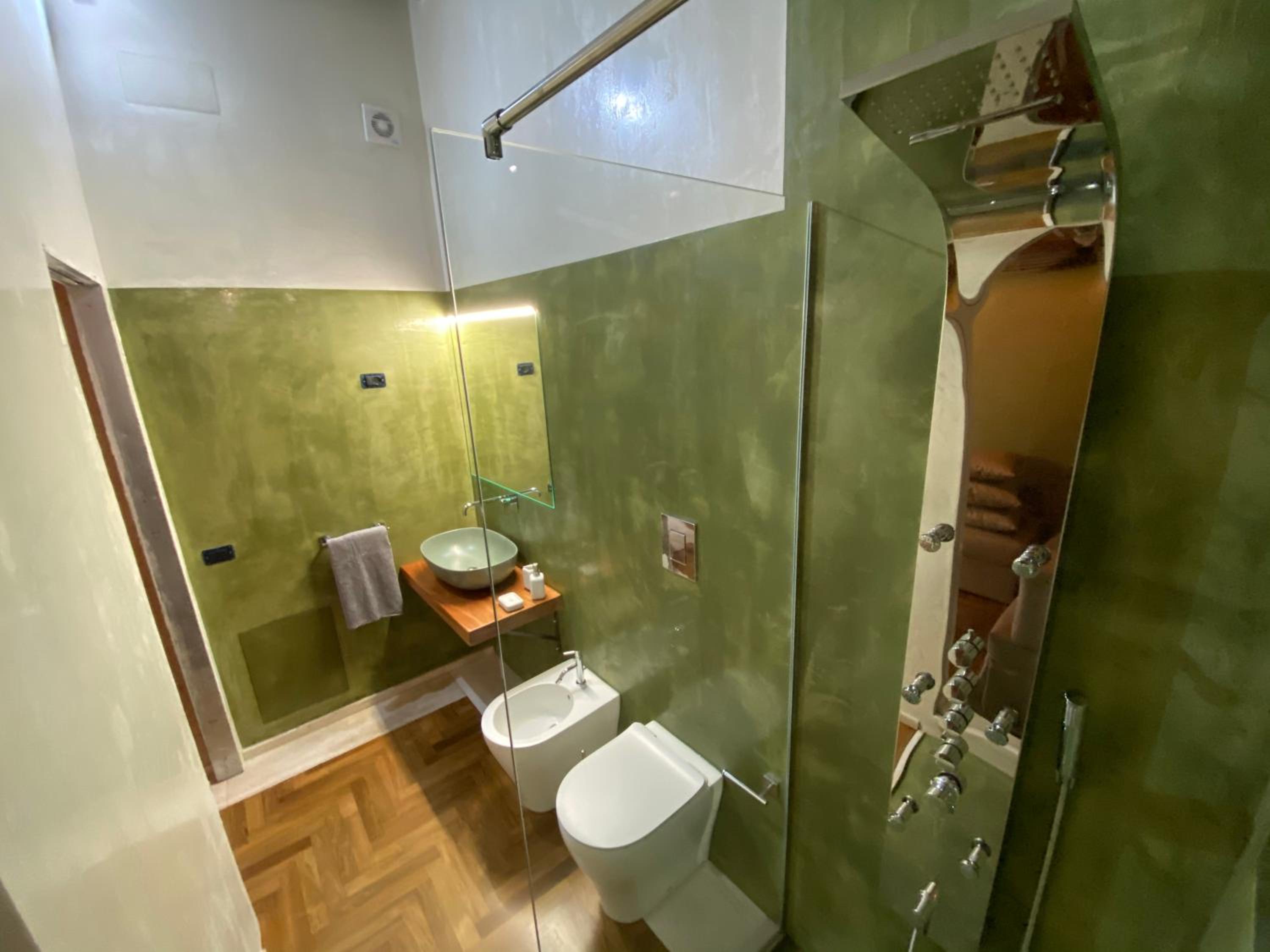 Junior Suite with Terrace - Photo 14