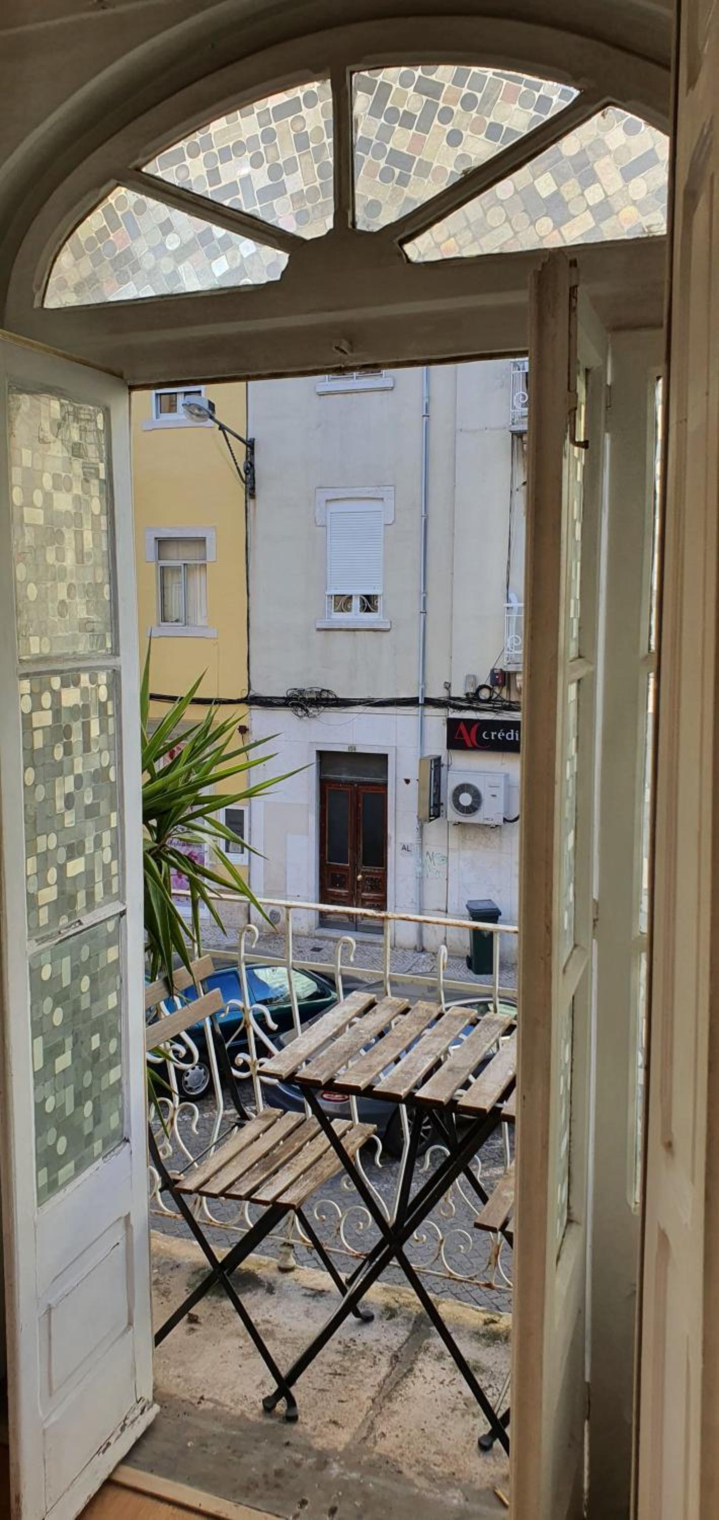 Deluxe Double Room with Balcony and Shared Bathroom photo 3