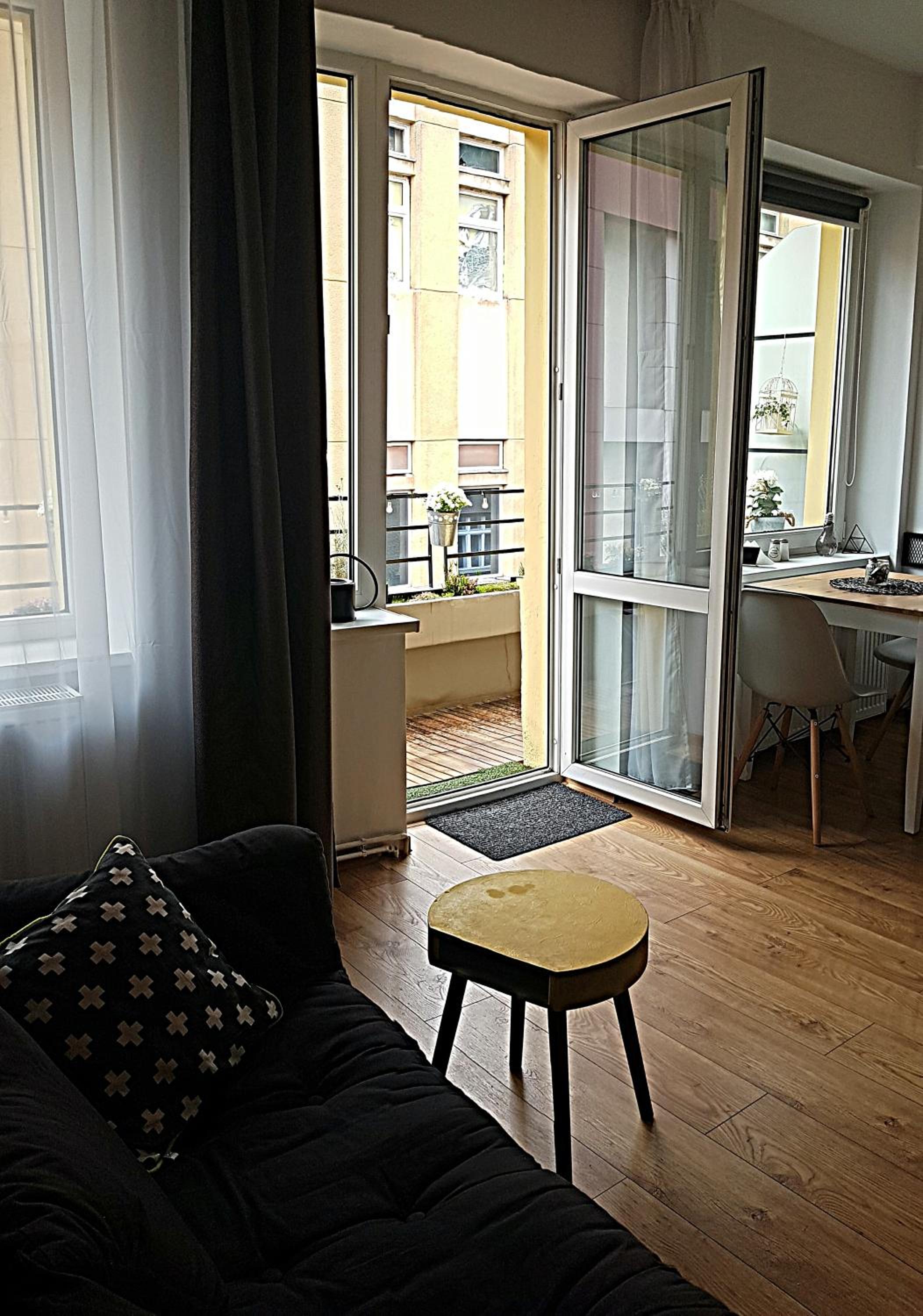 Studio Apartment - Photo 3
