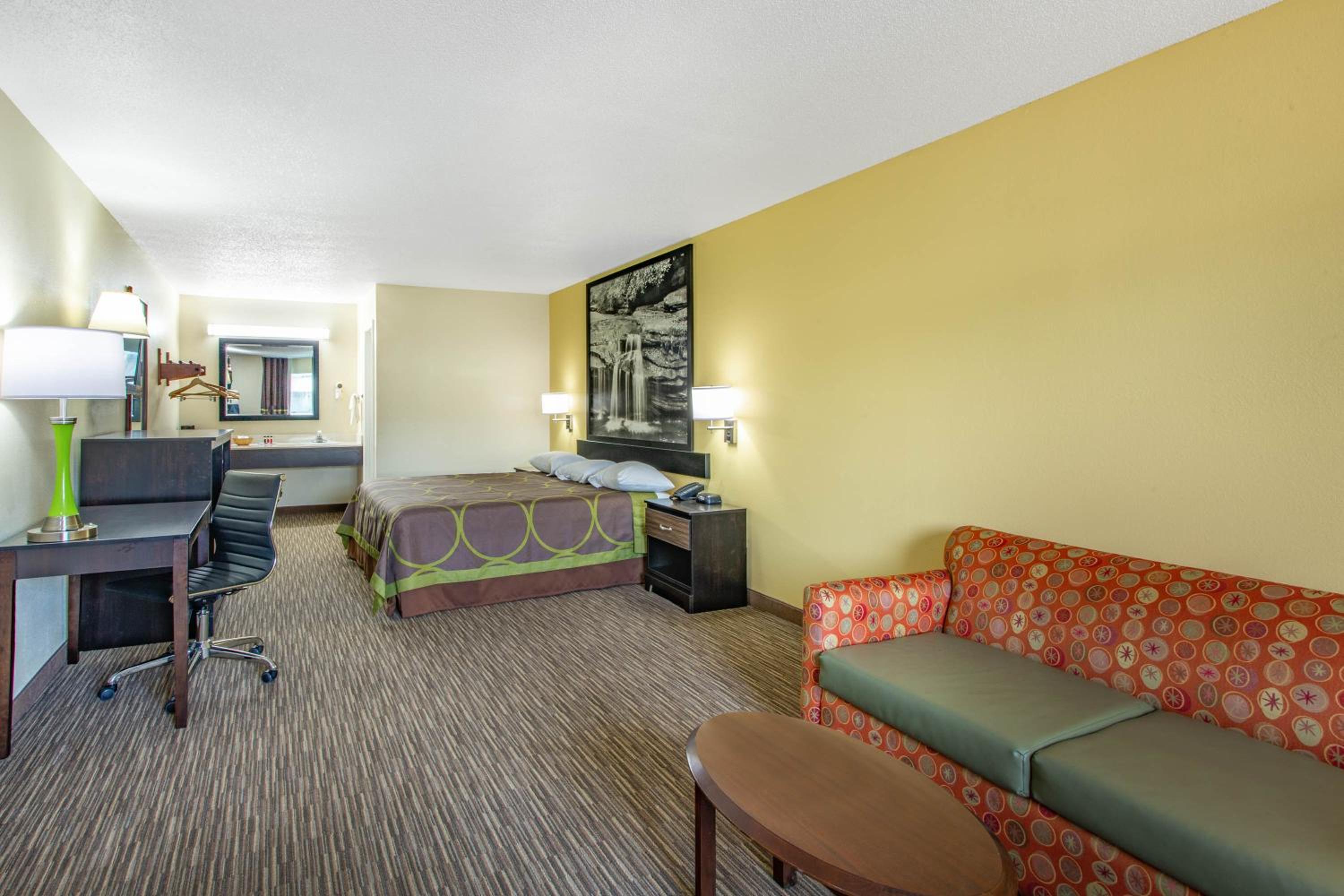 King Studio Suite - Non-SmokingÂ  - Photo 2