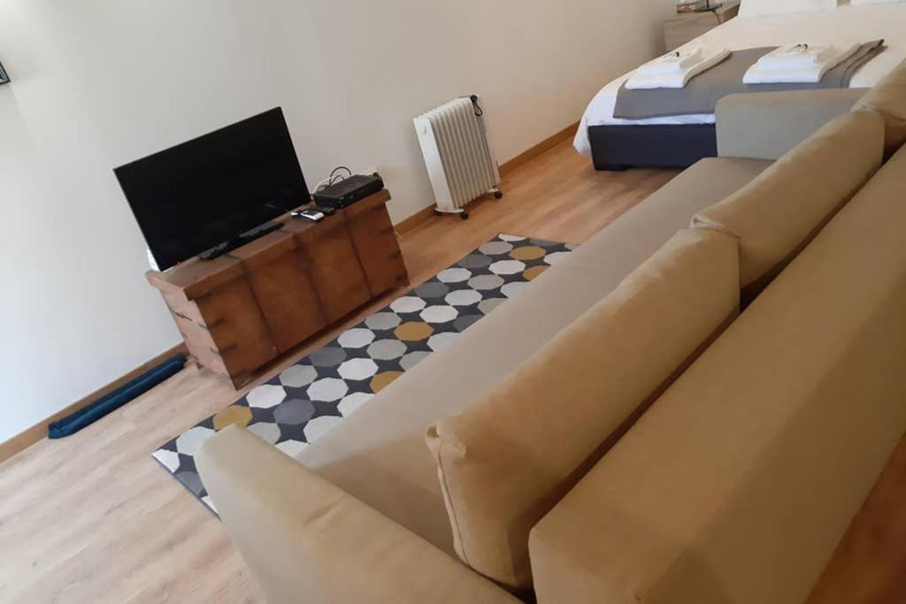 Family Studio - Photo 8