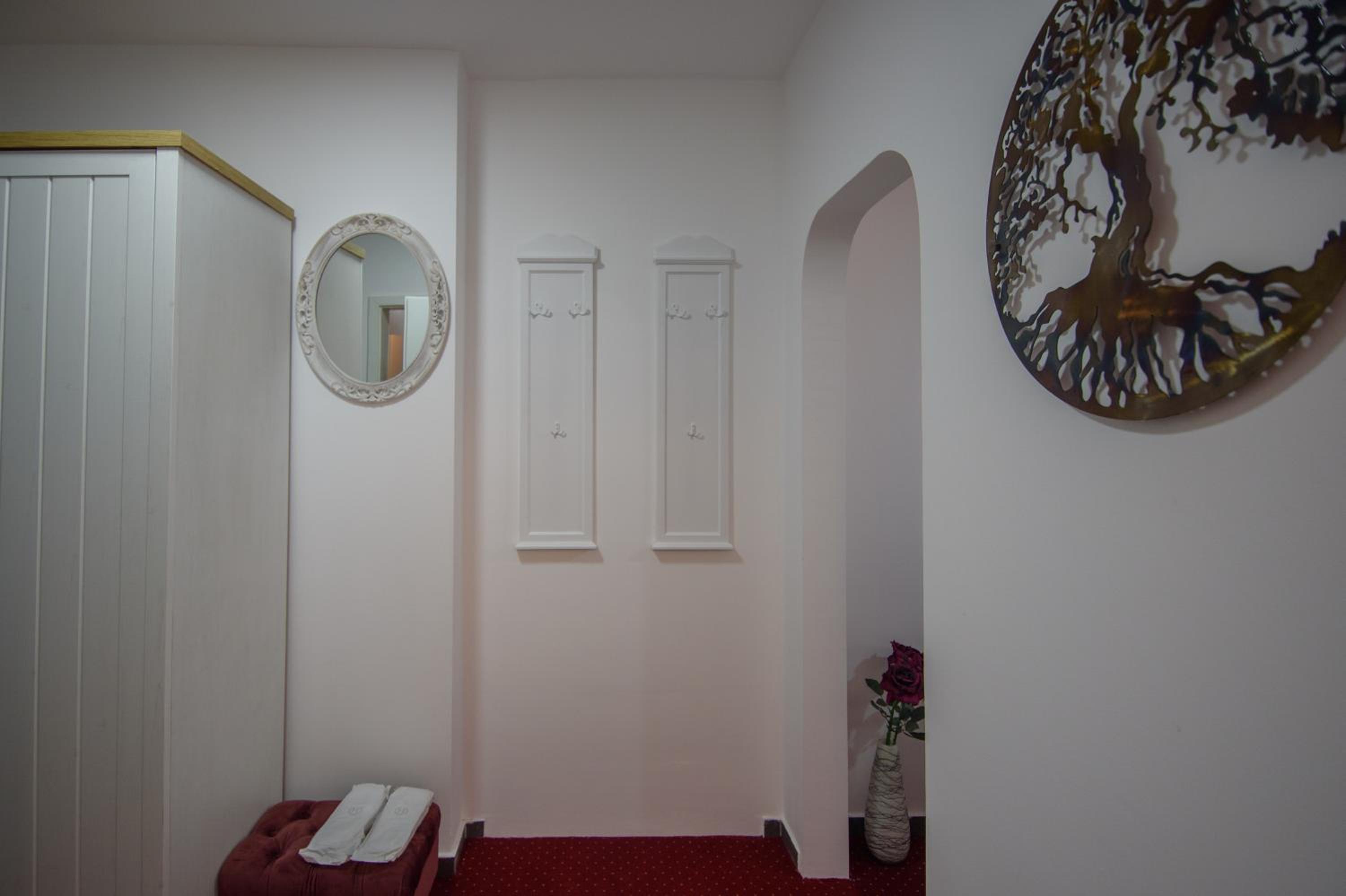 Two-Bedroom Apartment - Photo 22