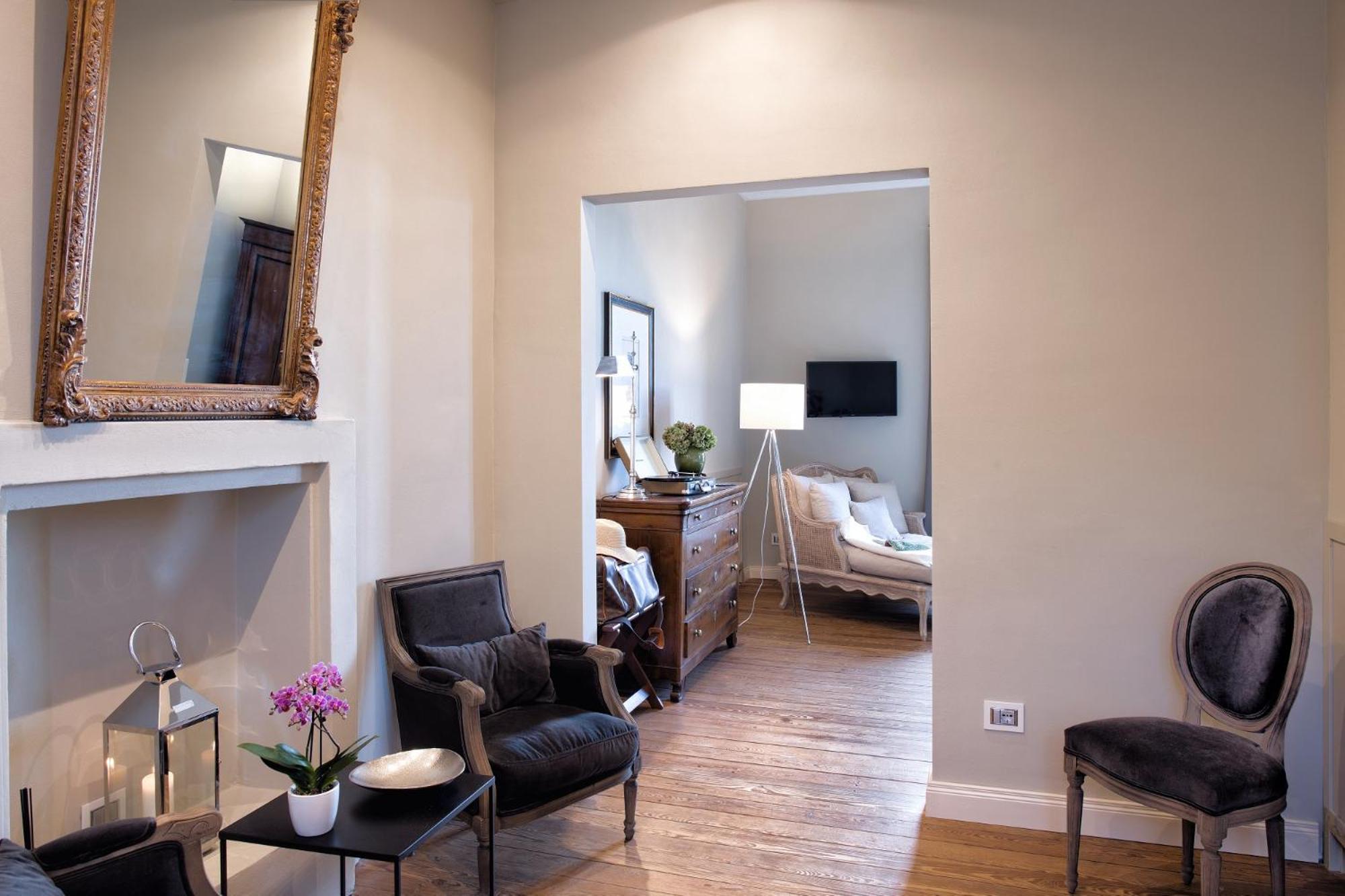 Suite with Terrace and Spa Access