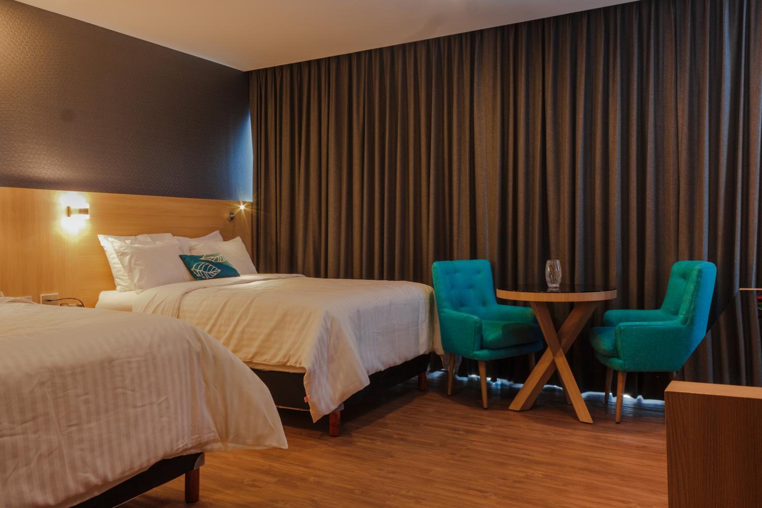 Double Room with Two Double Beds - Photo 26