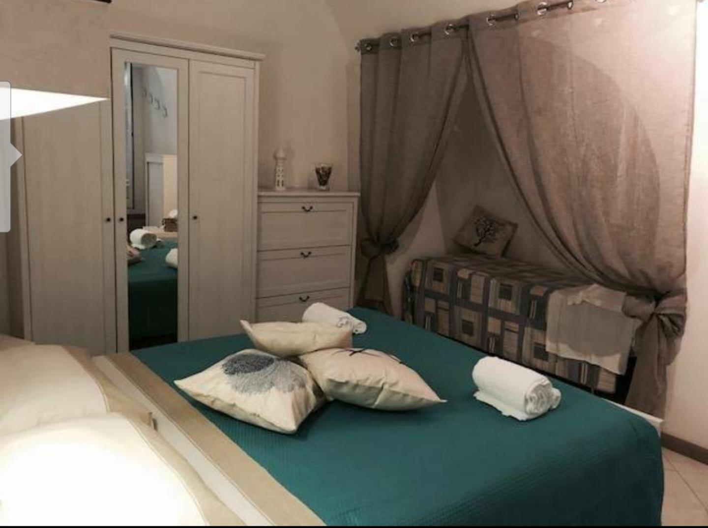 One-Bedroom House