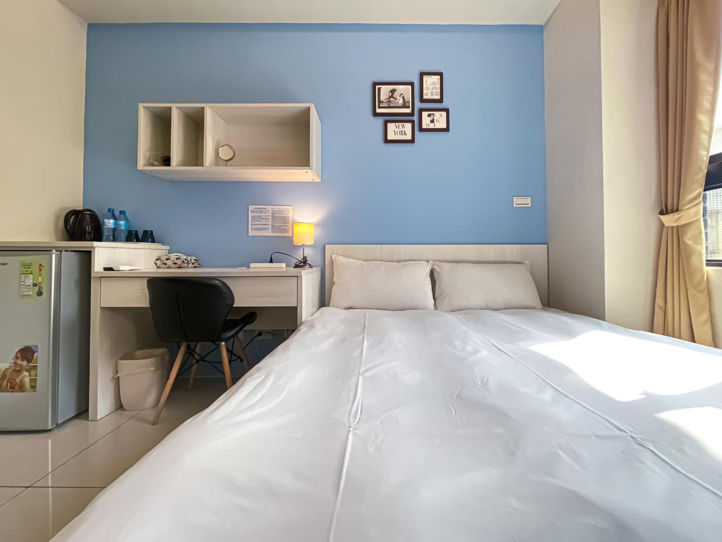 Double Room with Private Bathroom - Photo 4