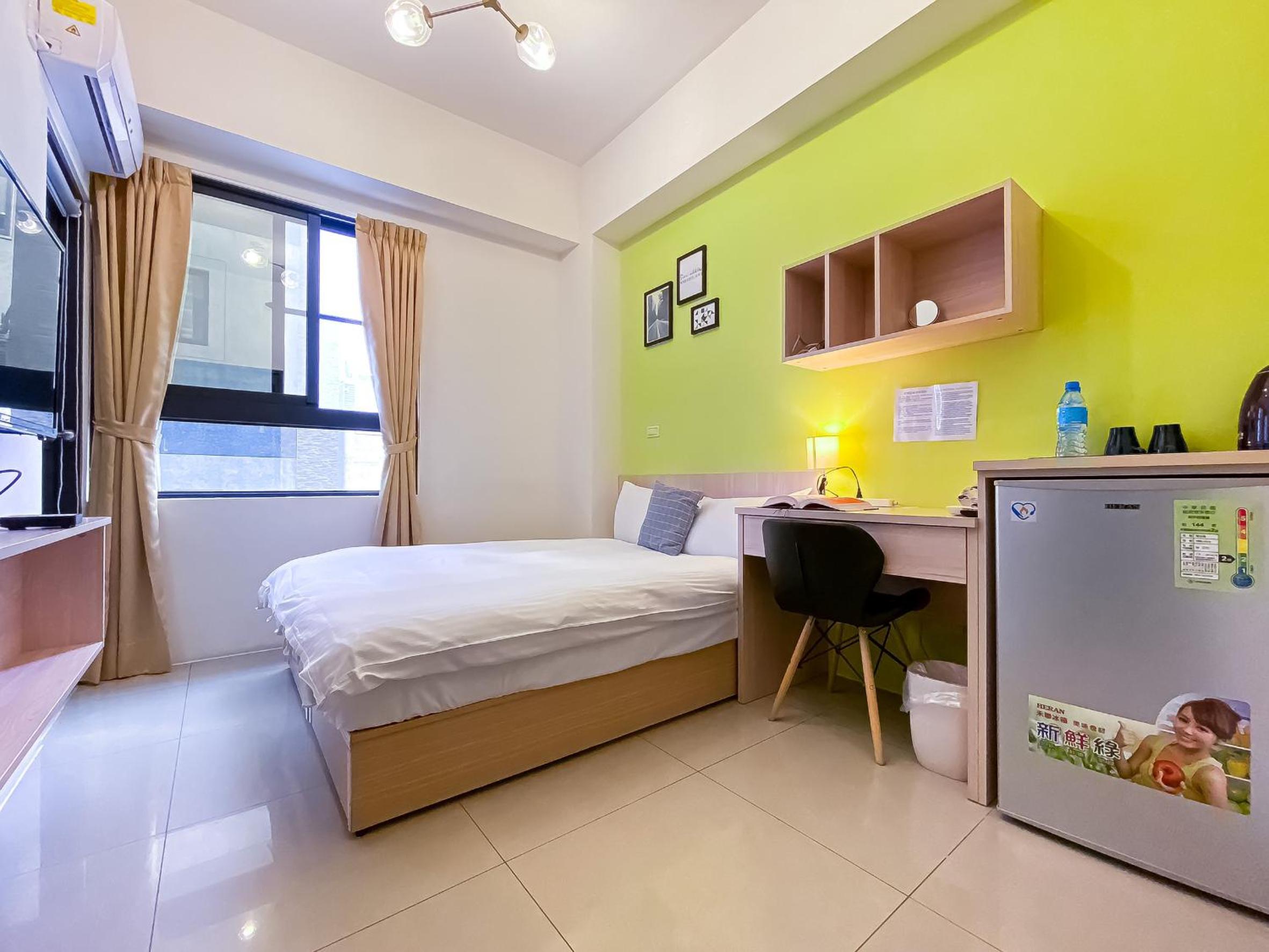 Double Room with Private Bathroom - Photo 50