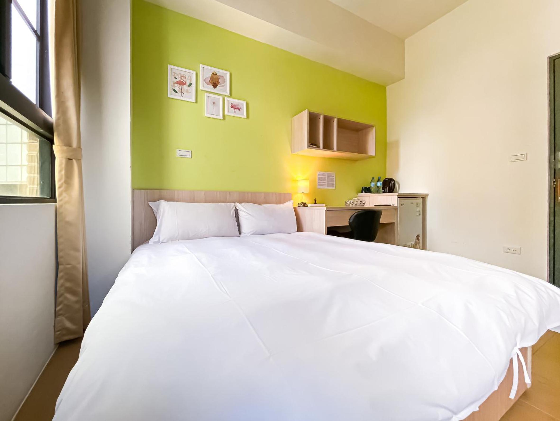 Double Room with Private Bathroom - Photo 51