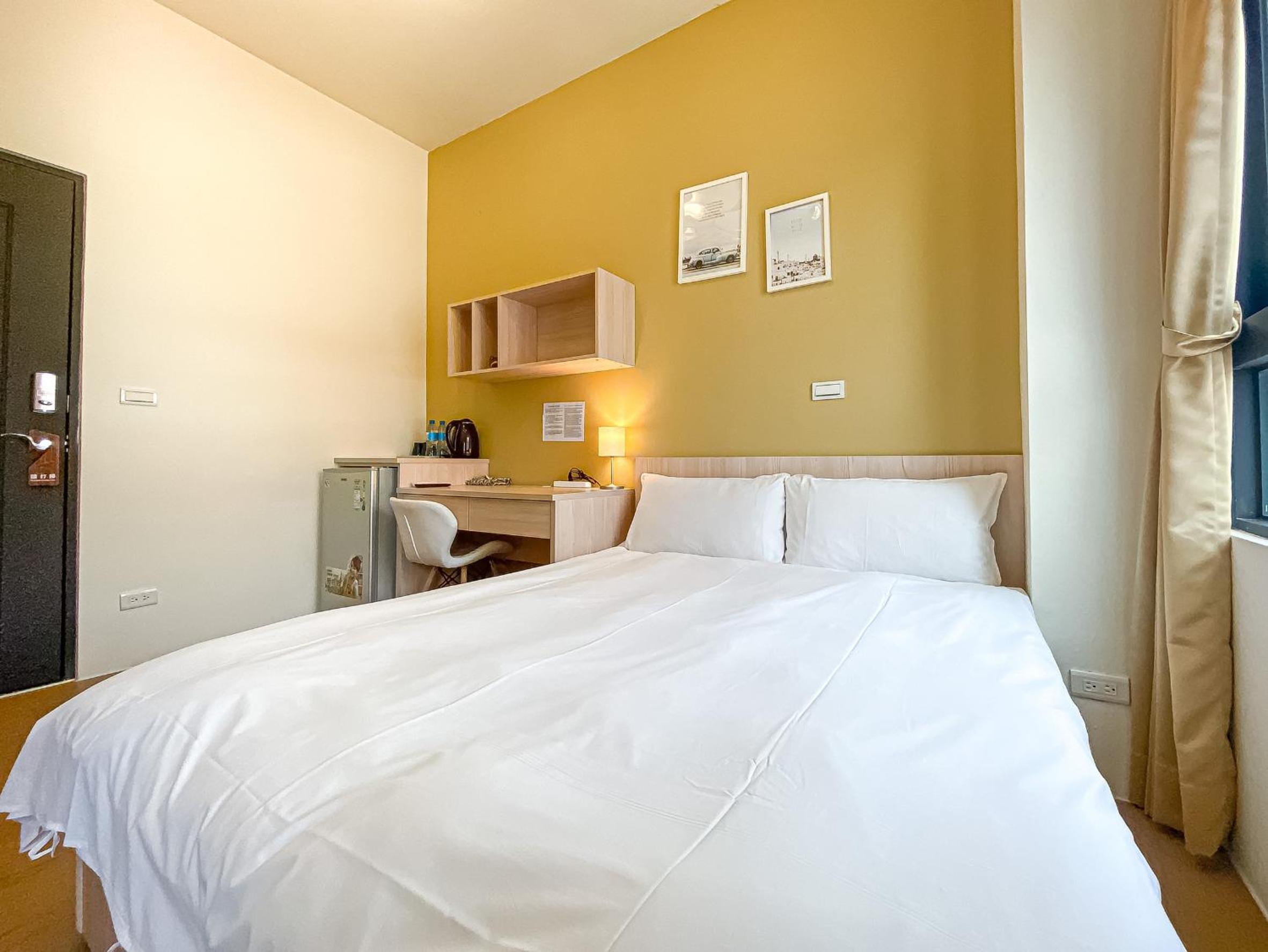 Double Room with Private Bathroom - Photo 5