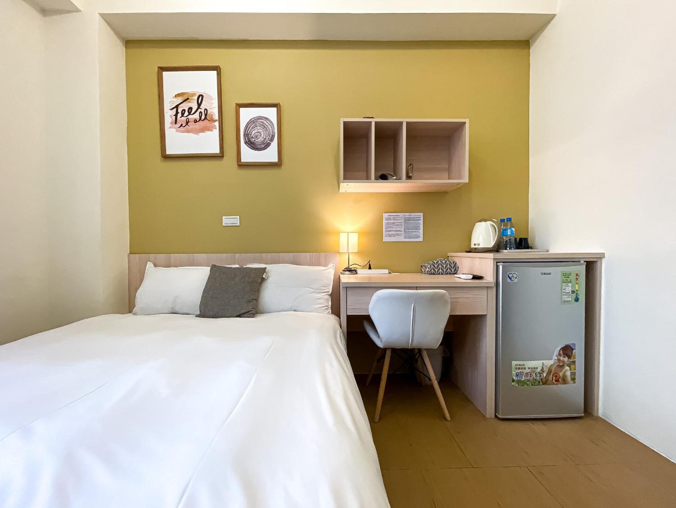 Double Room with Private Bathroom - Photo 41