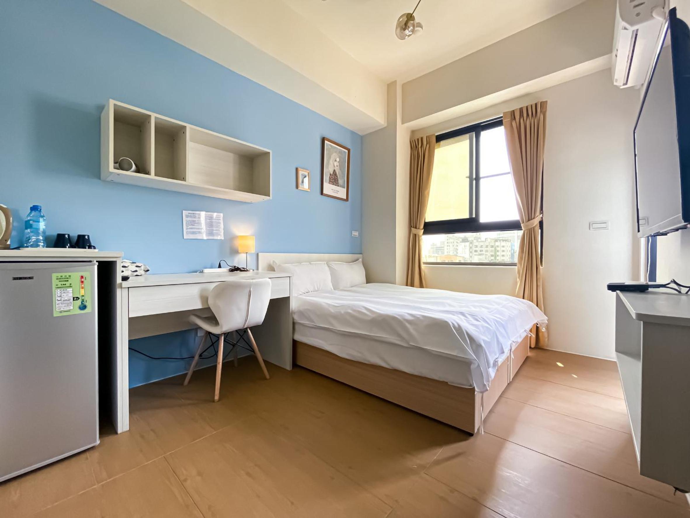 Double Room with Private Bathroom - Photo 40