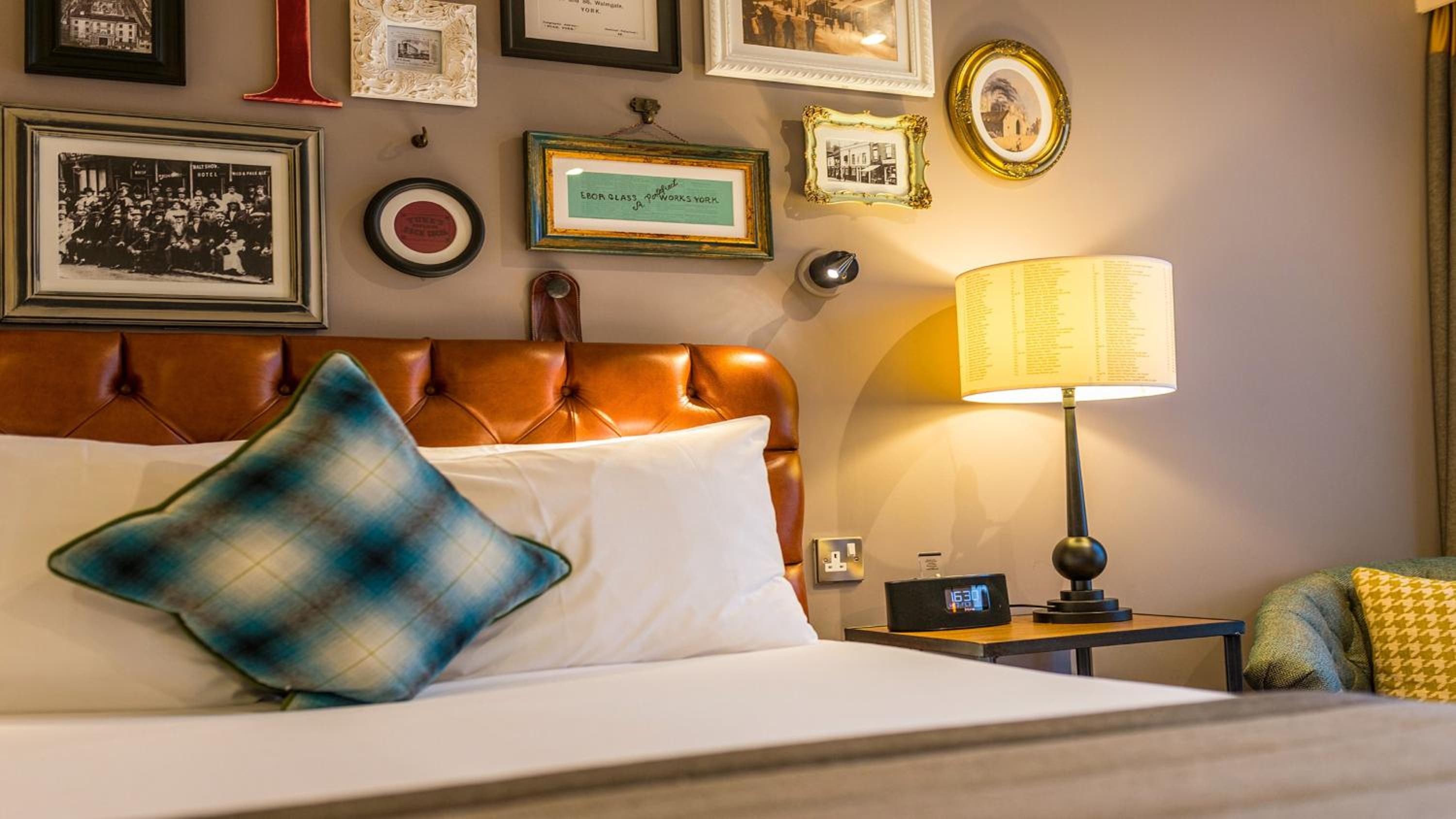 Premium King Room