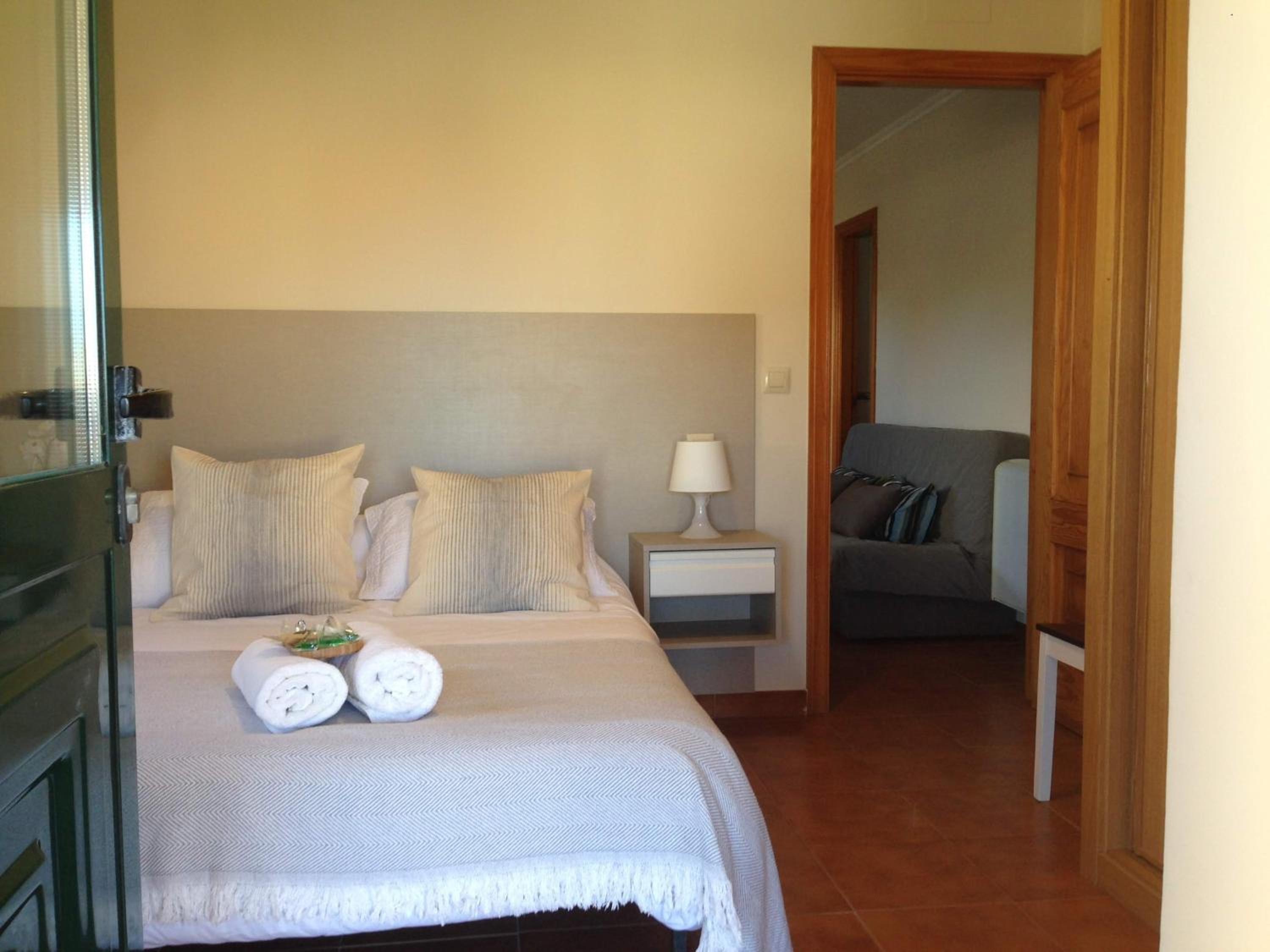Apartamento de Dos Habitaciones con Terraza