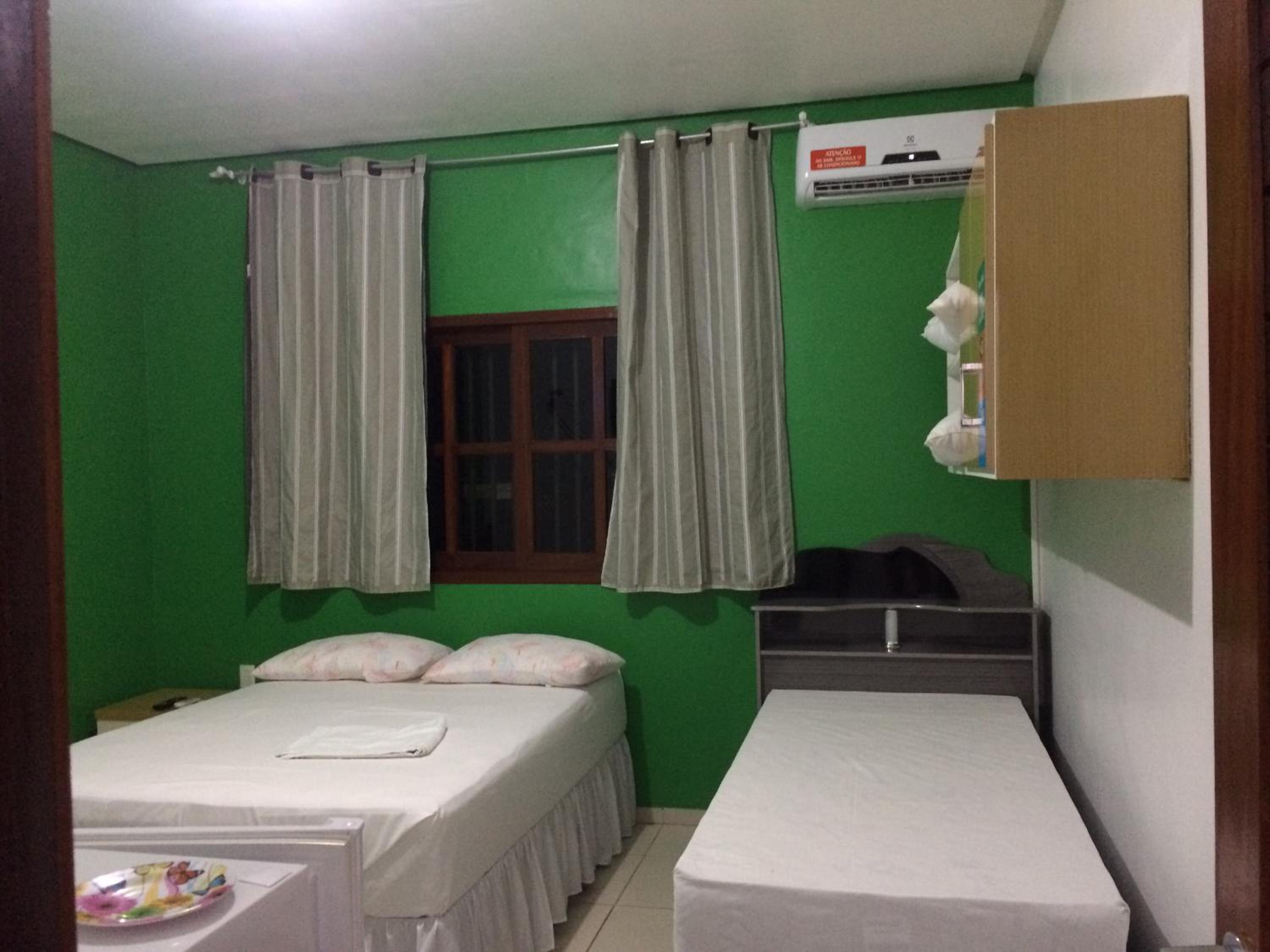 Quadruple Room with Private Bathroom photo 2