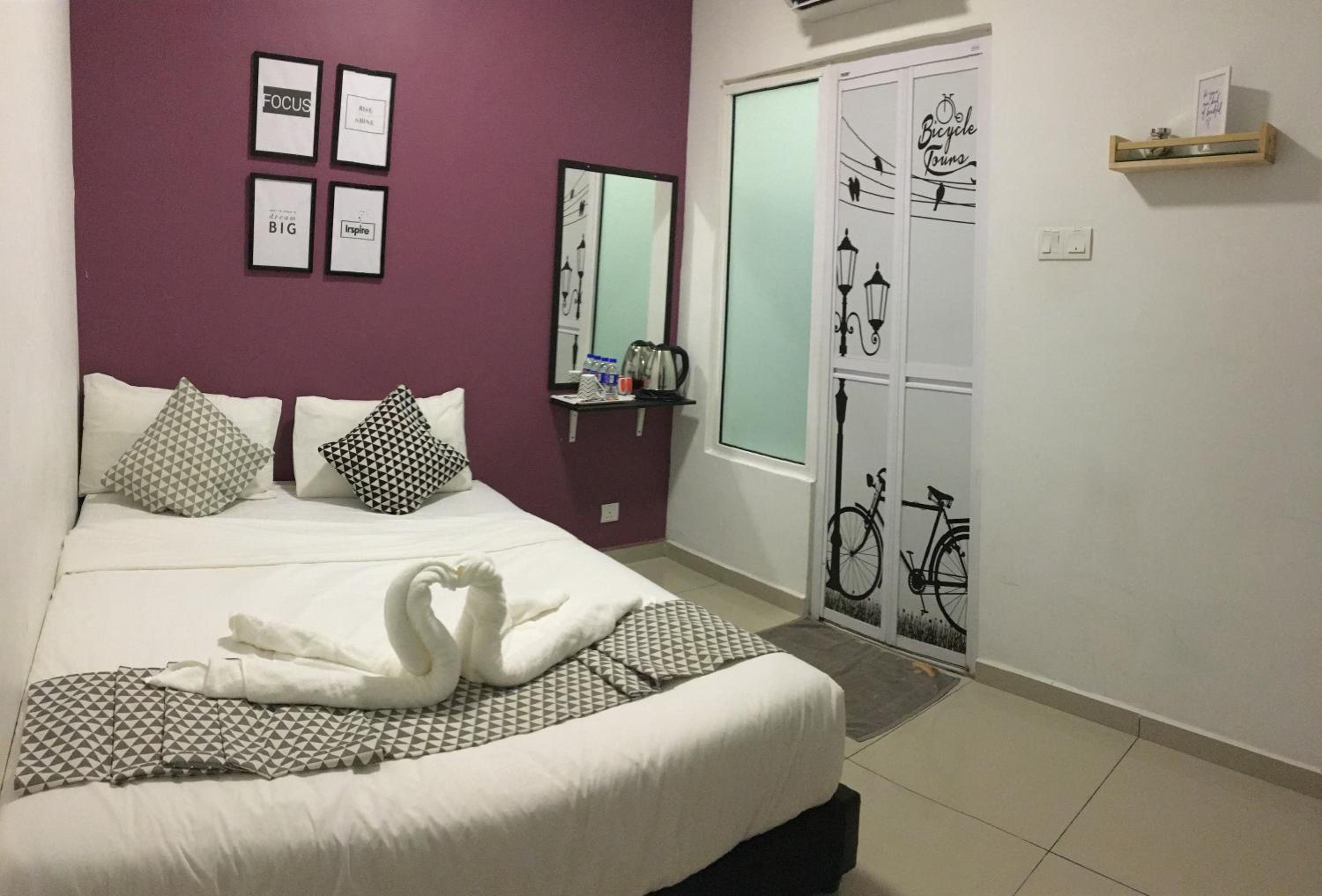 Standard Queen Room - Photo 1