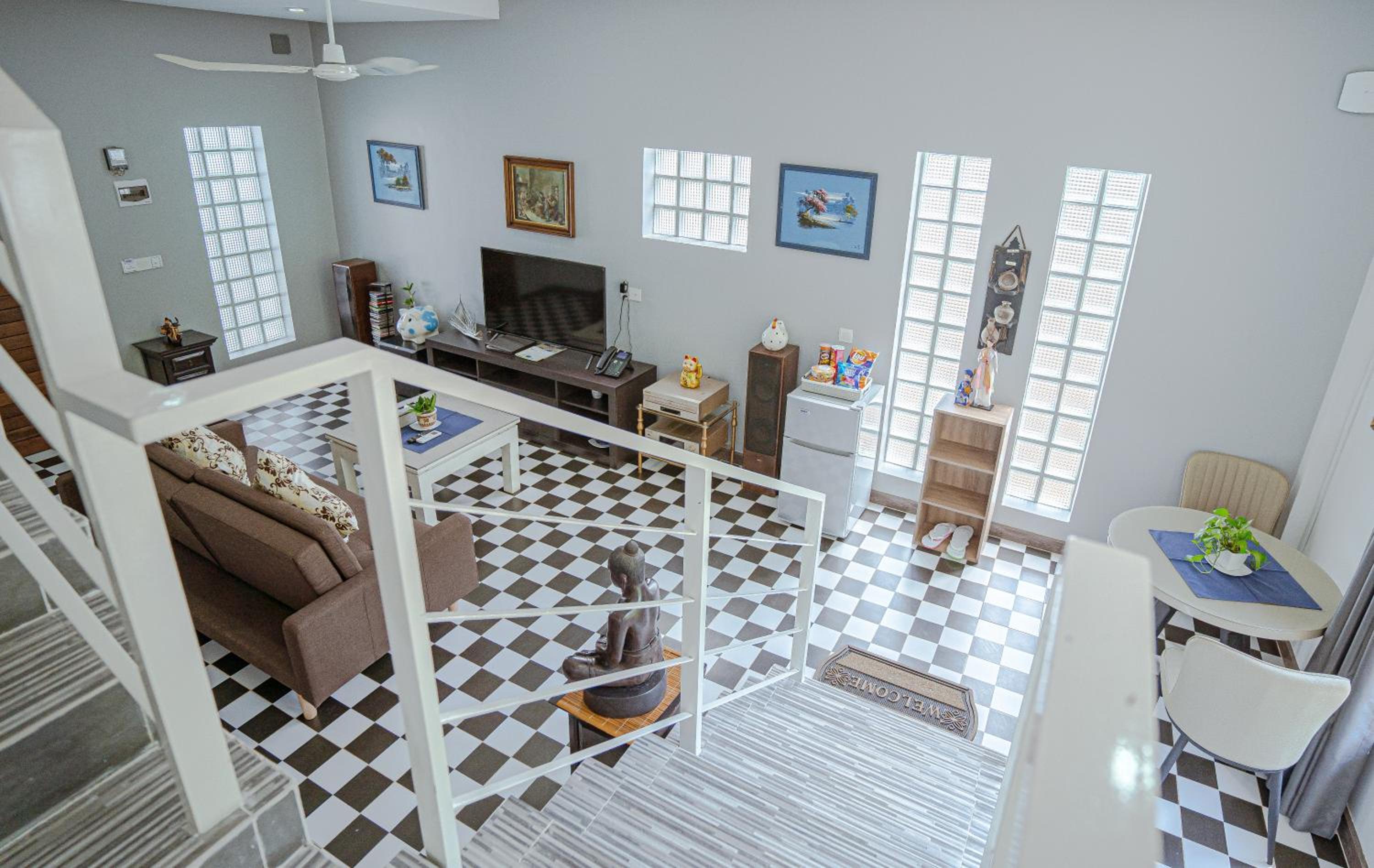 Villa photo 3