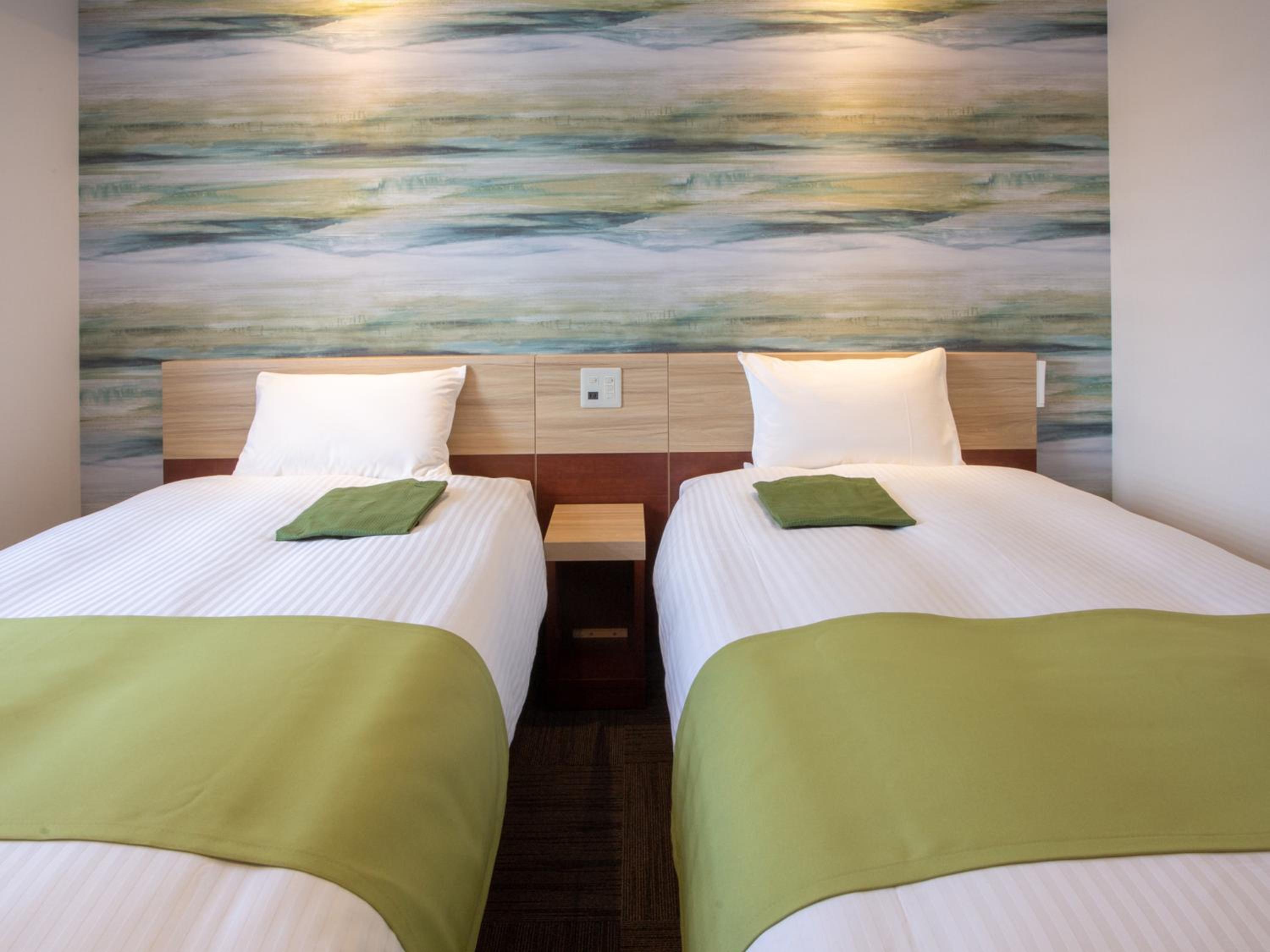 Economy Twin Room - Smoking - Photo 3