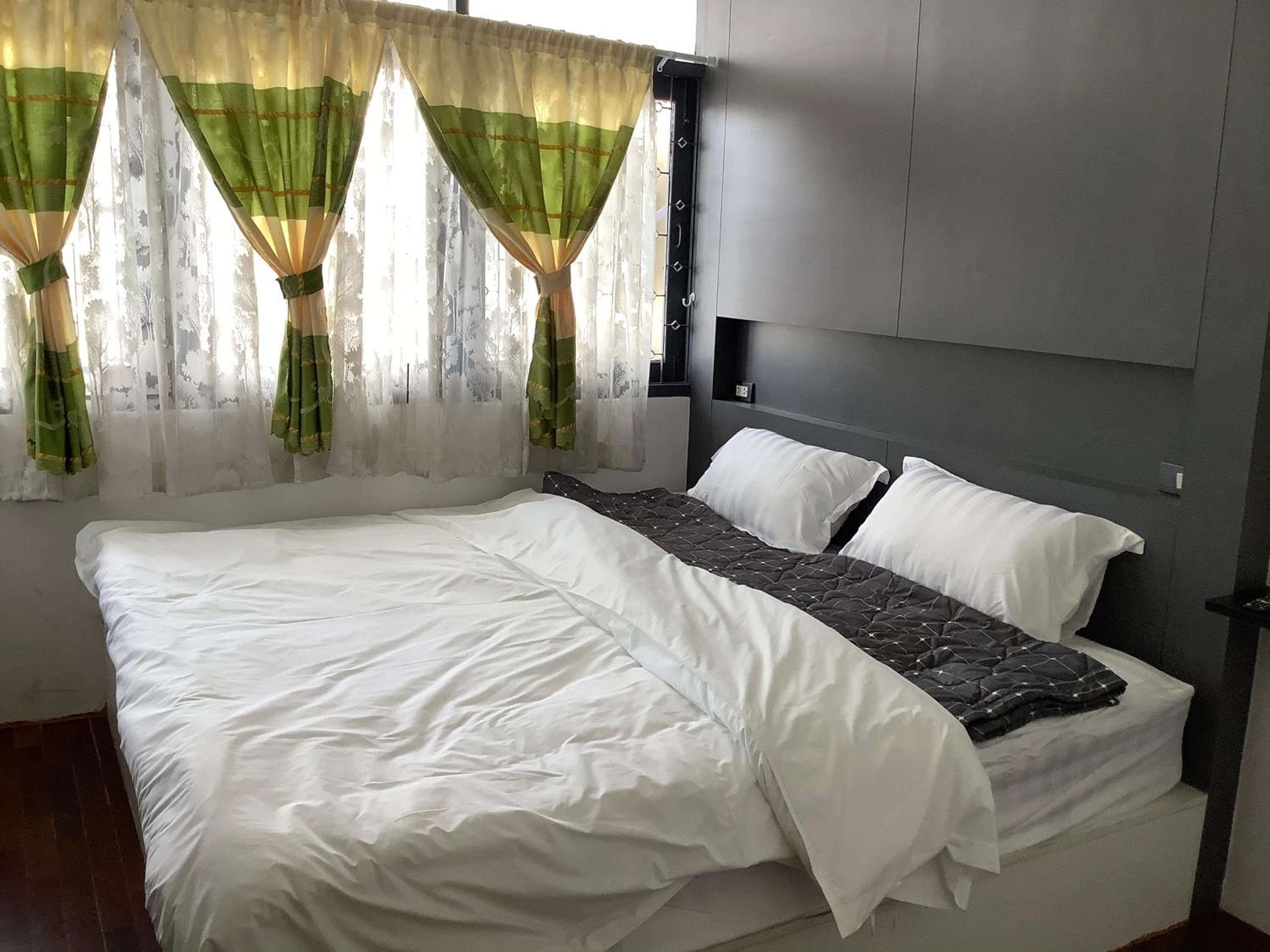 Deluxe Double or Twin Room with Mountain View - Photo 1