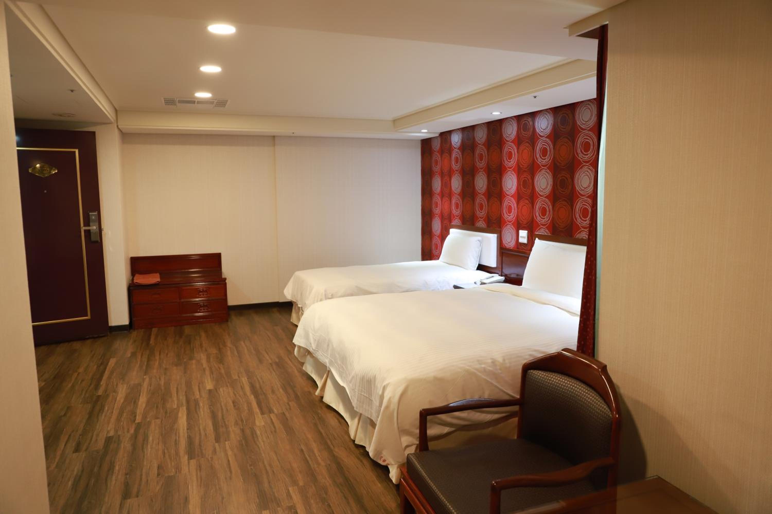 Deluxe Triple Room photo 2