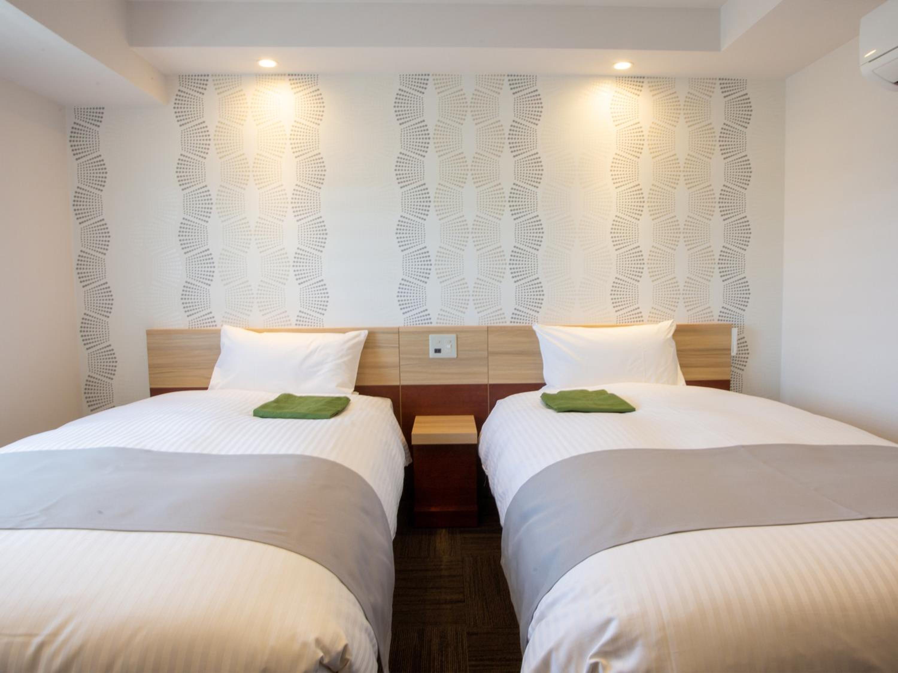 Twin Room - Smoking - Photo 1