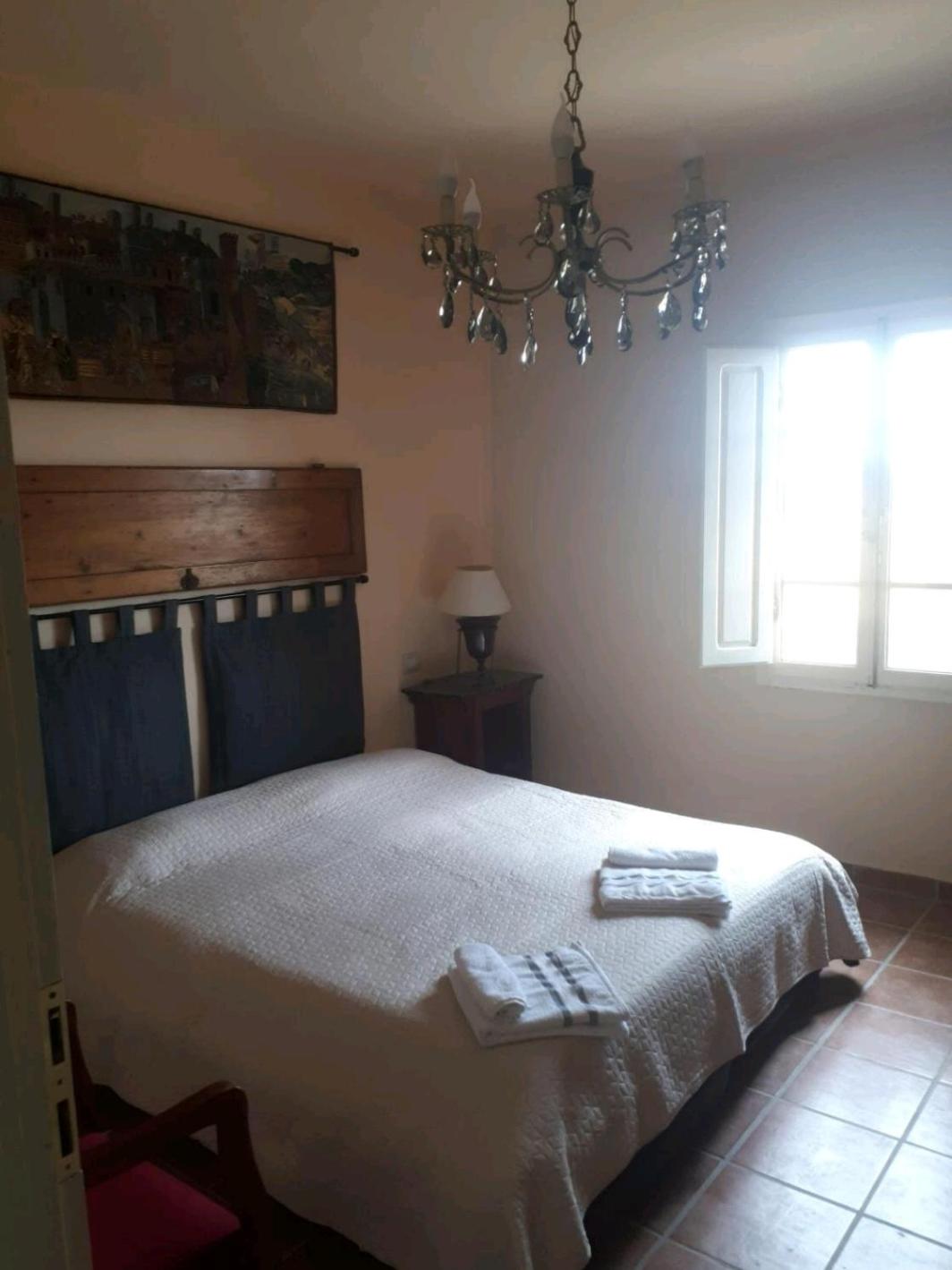 Deluxe Double Room - Photo 9